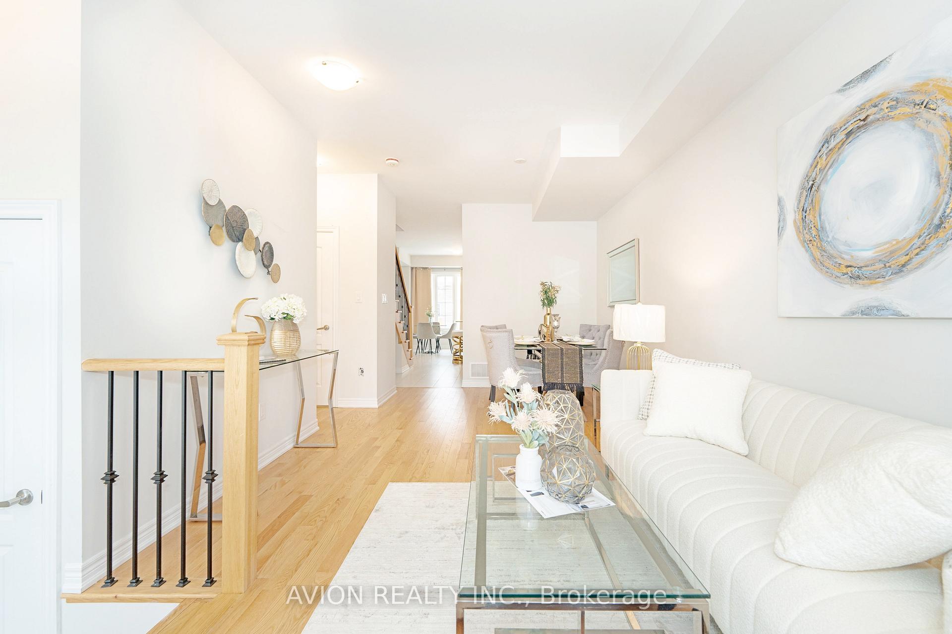 Photo 3 of 535 White's Hill Avenue, Markham, Cornell — HOMEH