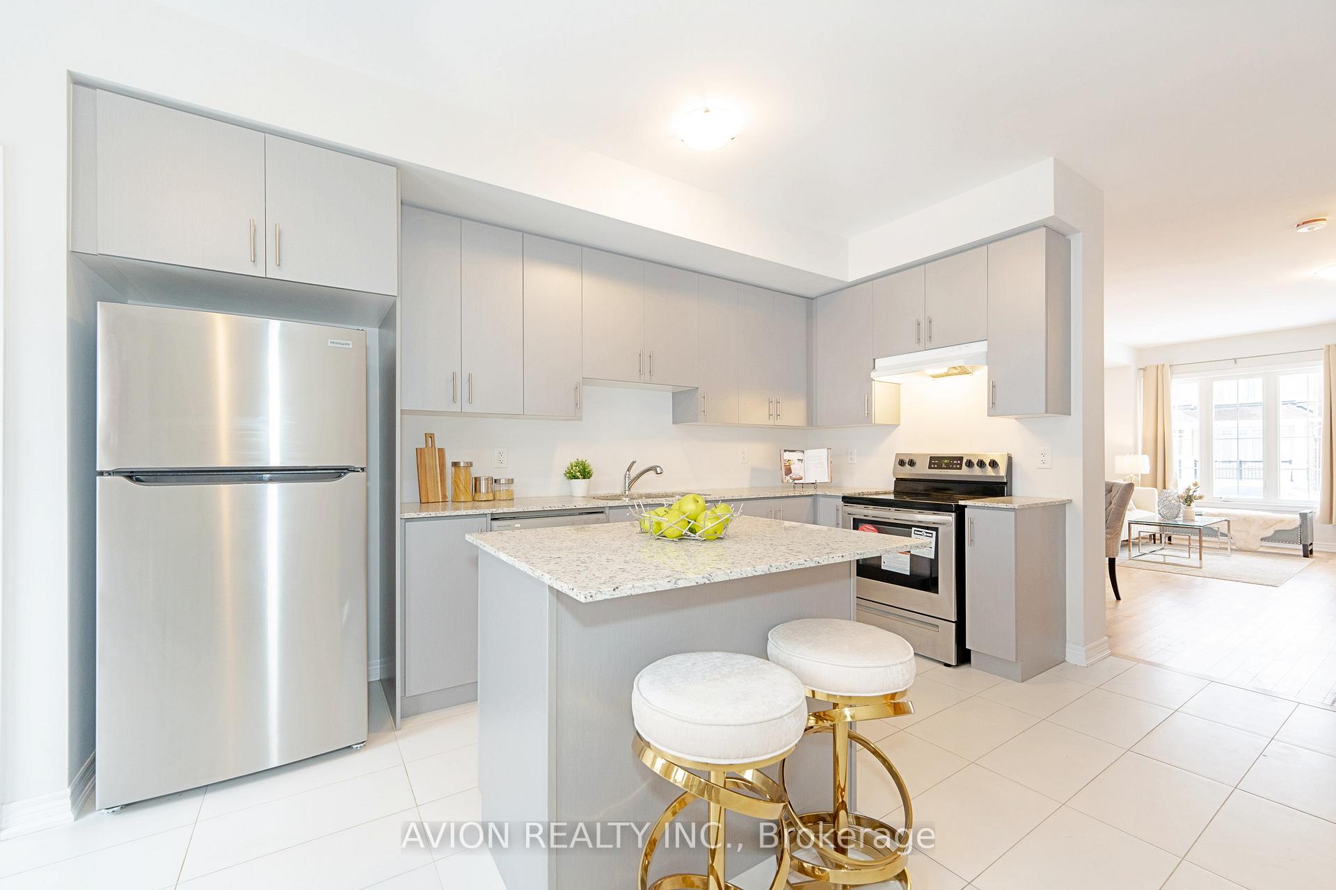 Photo 11 of 535 White's Hill Avenue, Markham, Cornell — HOMEH