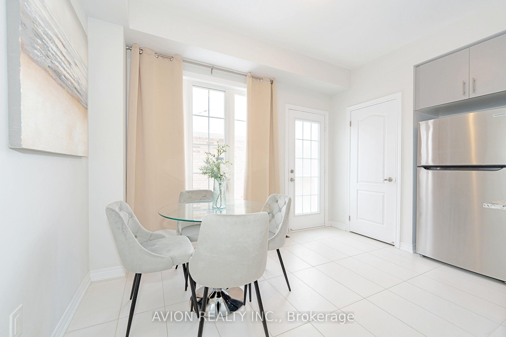 Photo 15 of 535 White's Hill Avenue, Markham, Cornell — HOMEH
