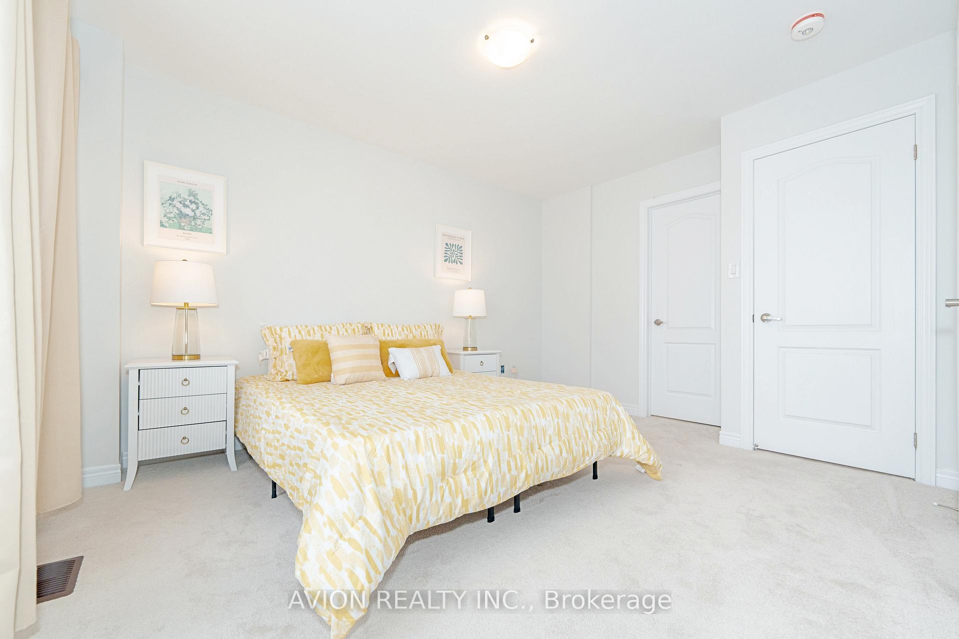 Photo 21 of 535 White's Hill Avenue, Markham, Cornell — HOMEH