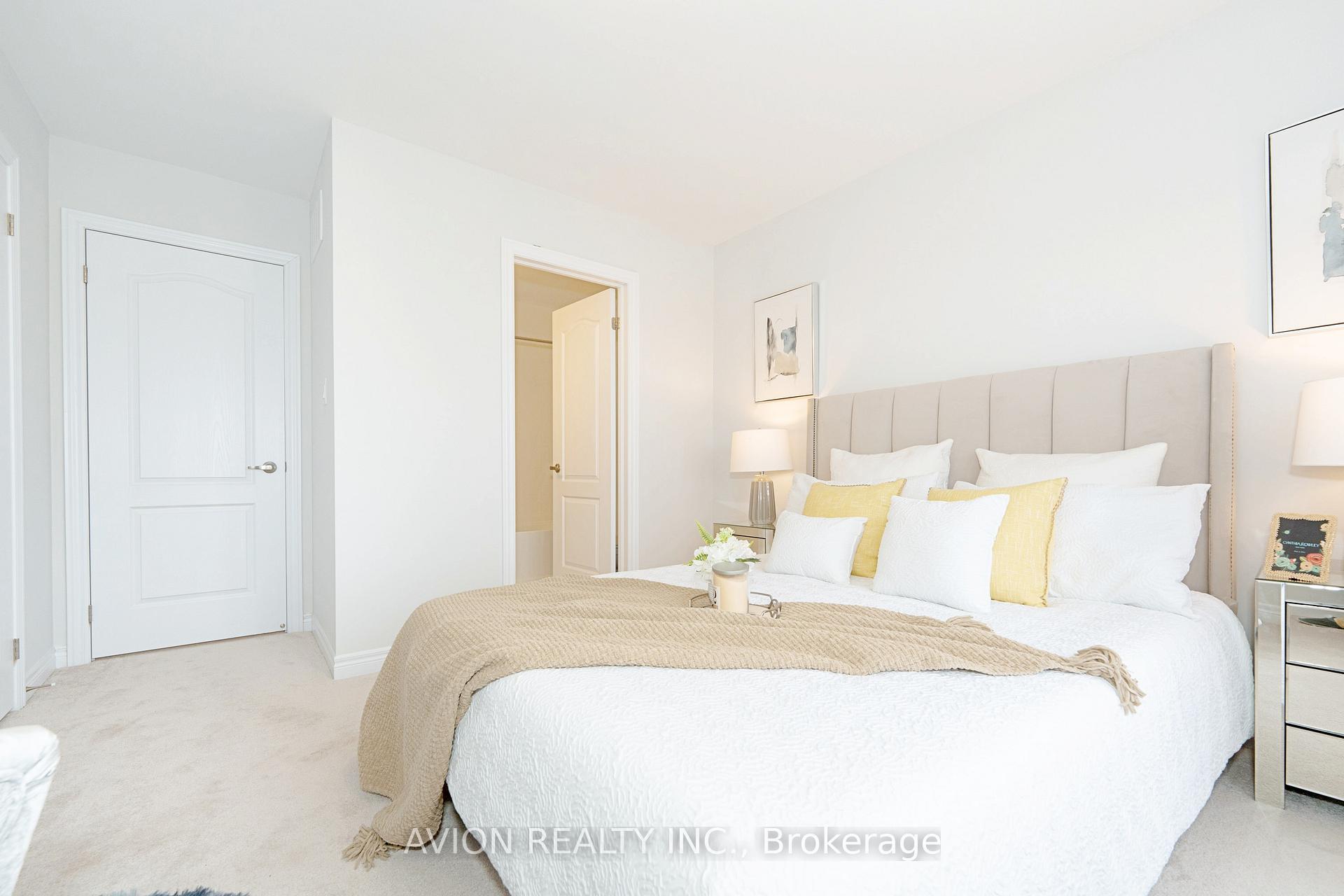 Photo 25 of 535 White's Hill Avenue, Markham, Cornell — HOMEH