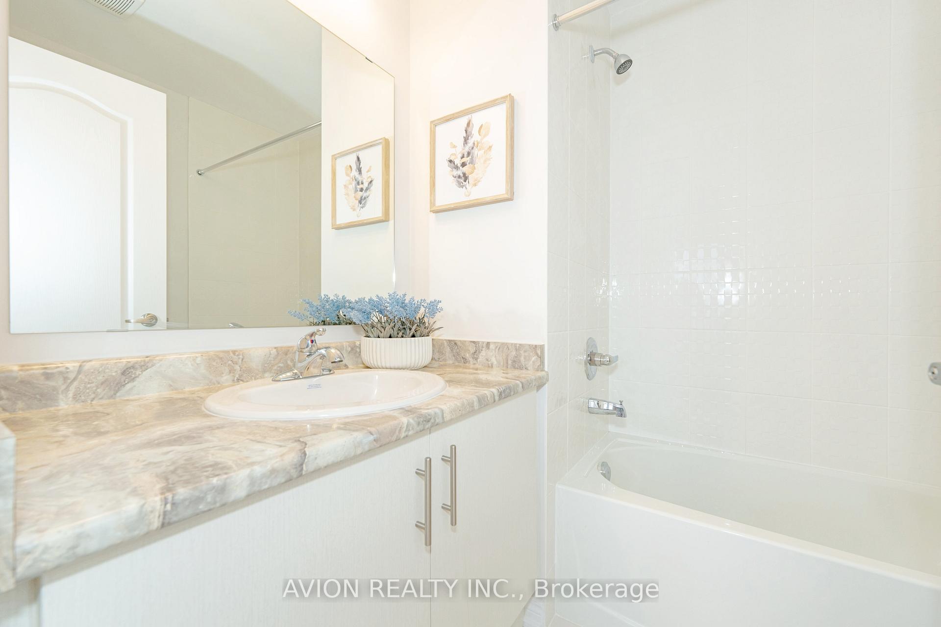 Photo 26 of 535 White's Hill Avenue, Markham, Cornell — HOMEH