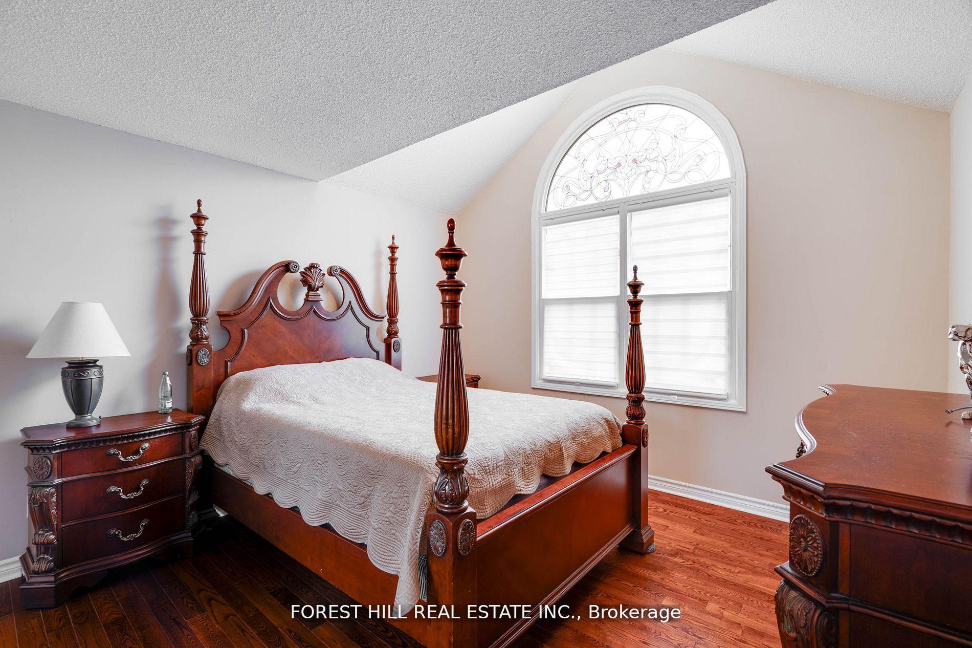 Photo 18 of 48 Haskell Crescent, Aurora, Aurora Highlands — HOMEH