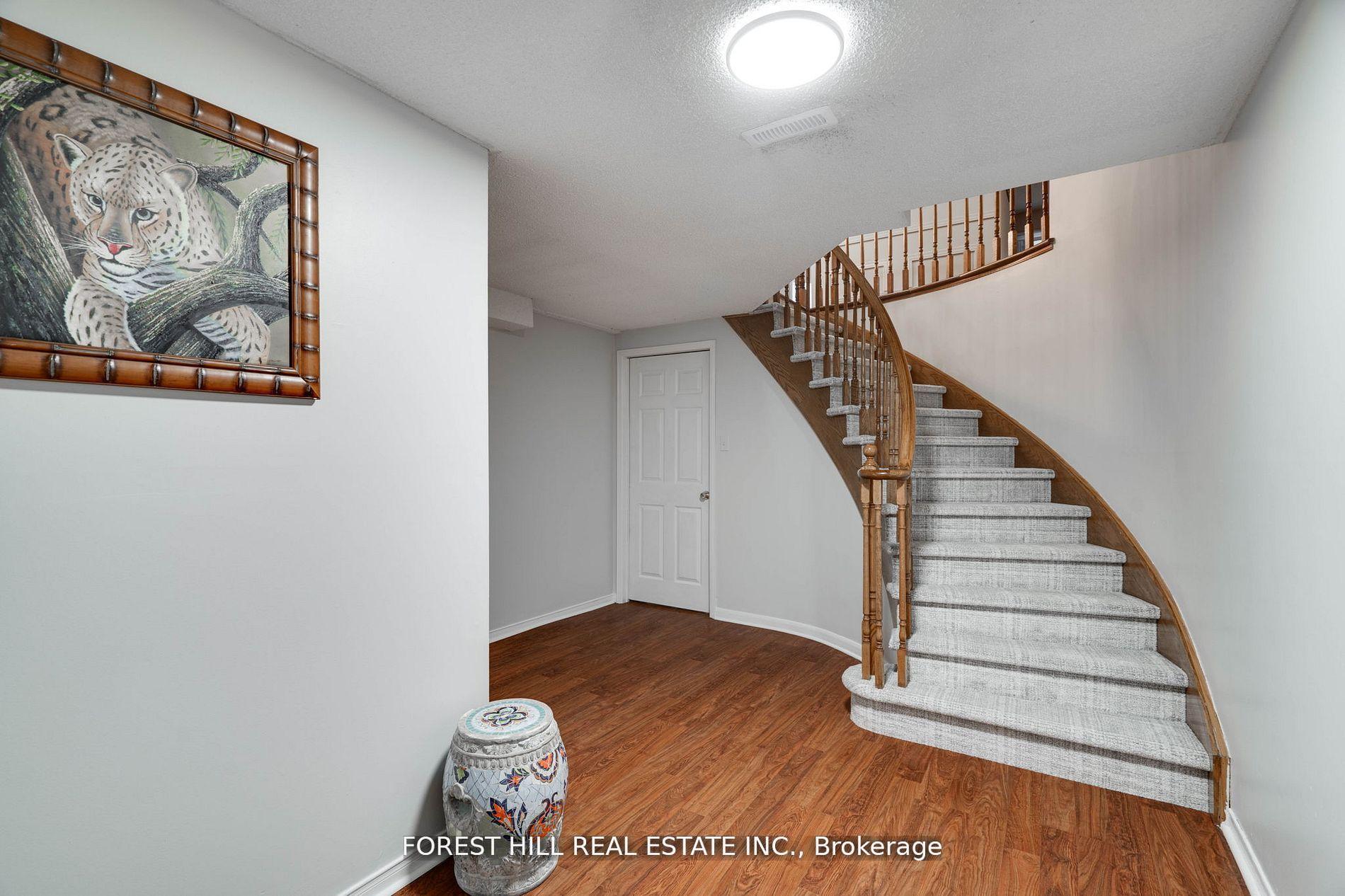 Photo 33 of 48 Haskell Crescent, Aurora, Aurora Highlands — HOMEH