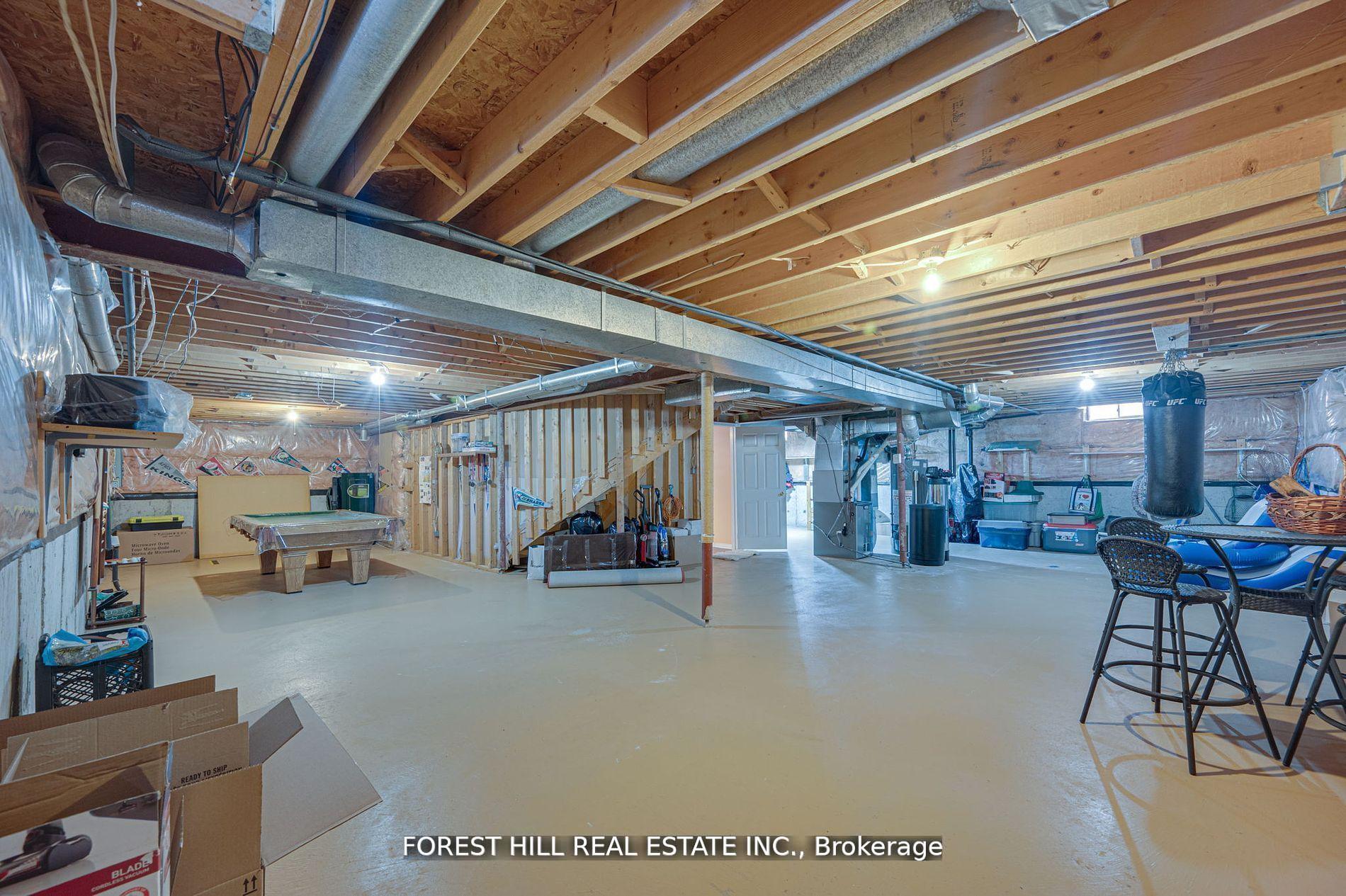 Photo 34 of 48 Haskell Crescent, Aurora, Aurora Highlands — HOMEH