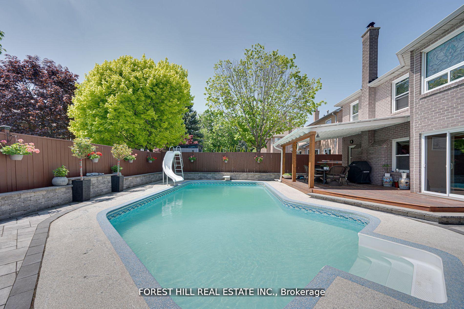 Photo 38 of 48 Haskell Crescent, Aurora, Aurora Highlands — HOMEH