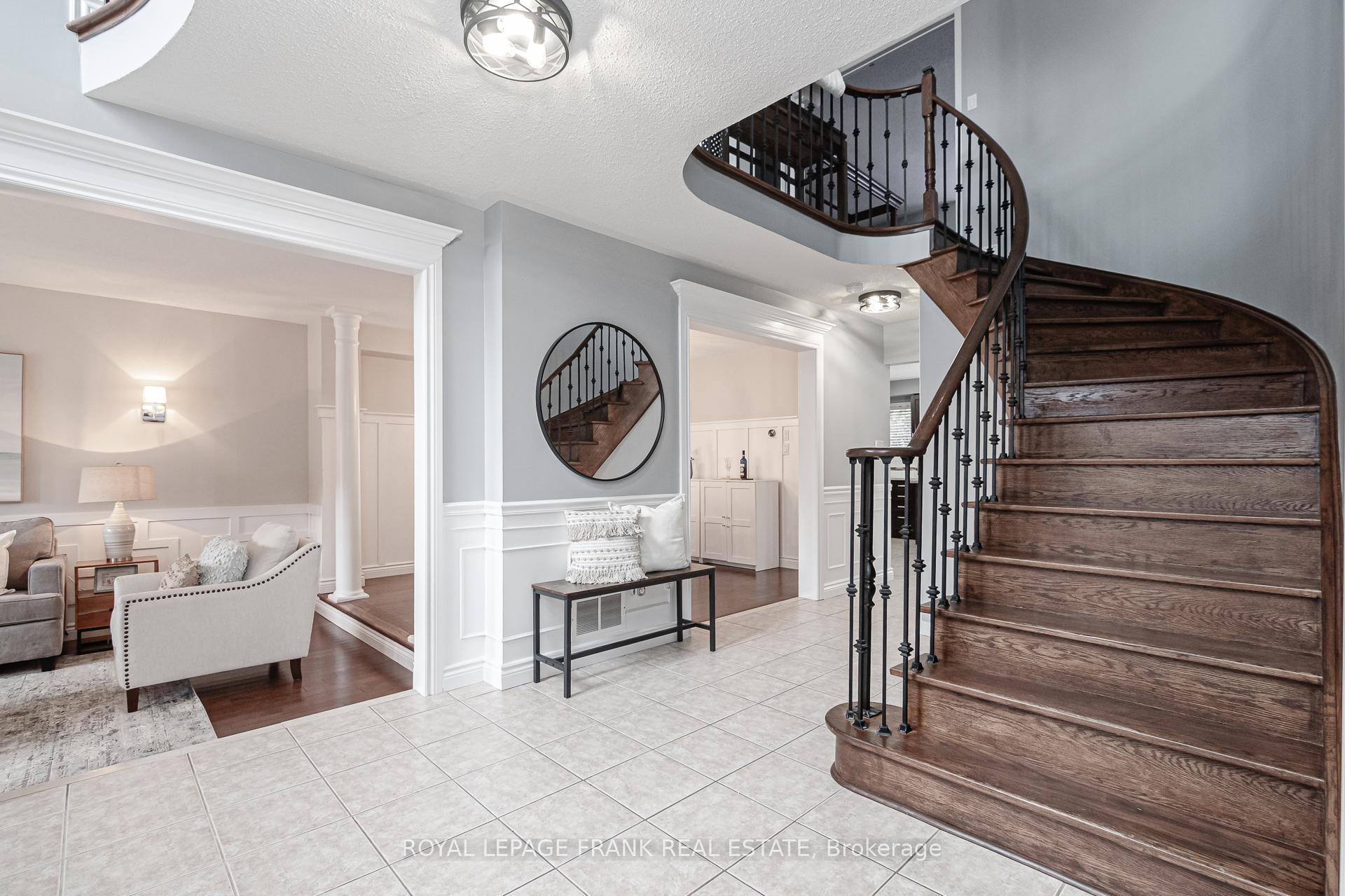 Photo 2 of 36 Twin Streams Road, Whitby, Williamsburg — HOMEH