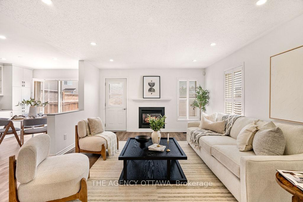 Photo 4 of 70 Appledale Drive, Ottawa, Barrhaven - Longfields — HOMEH