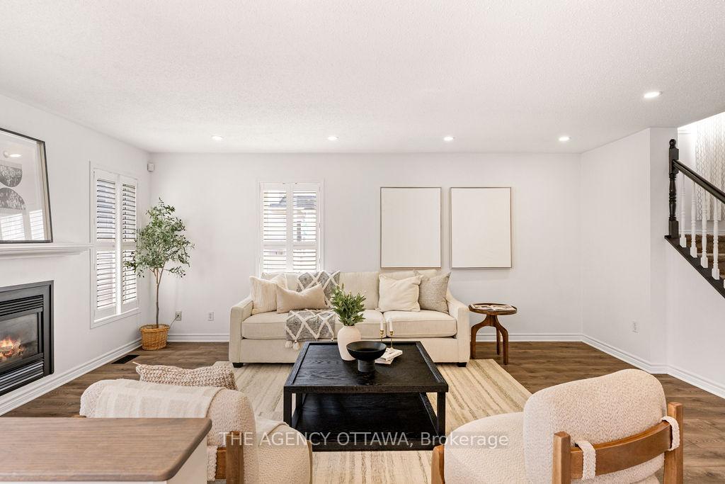 Photo 12 of 70 Appledale Drive, Ottawa, Barrhaven - Longfields — HOMEH