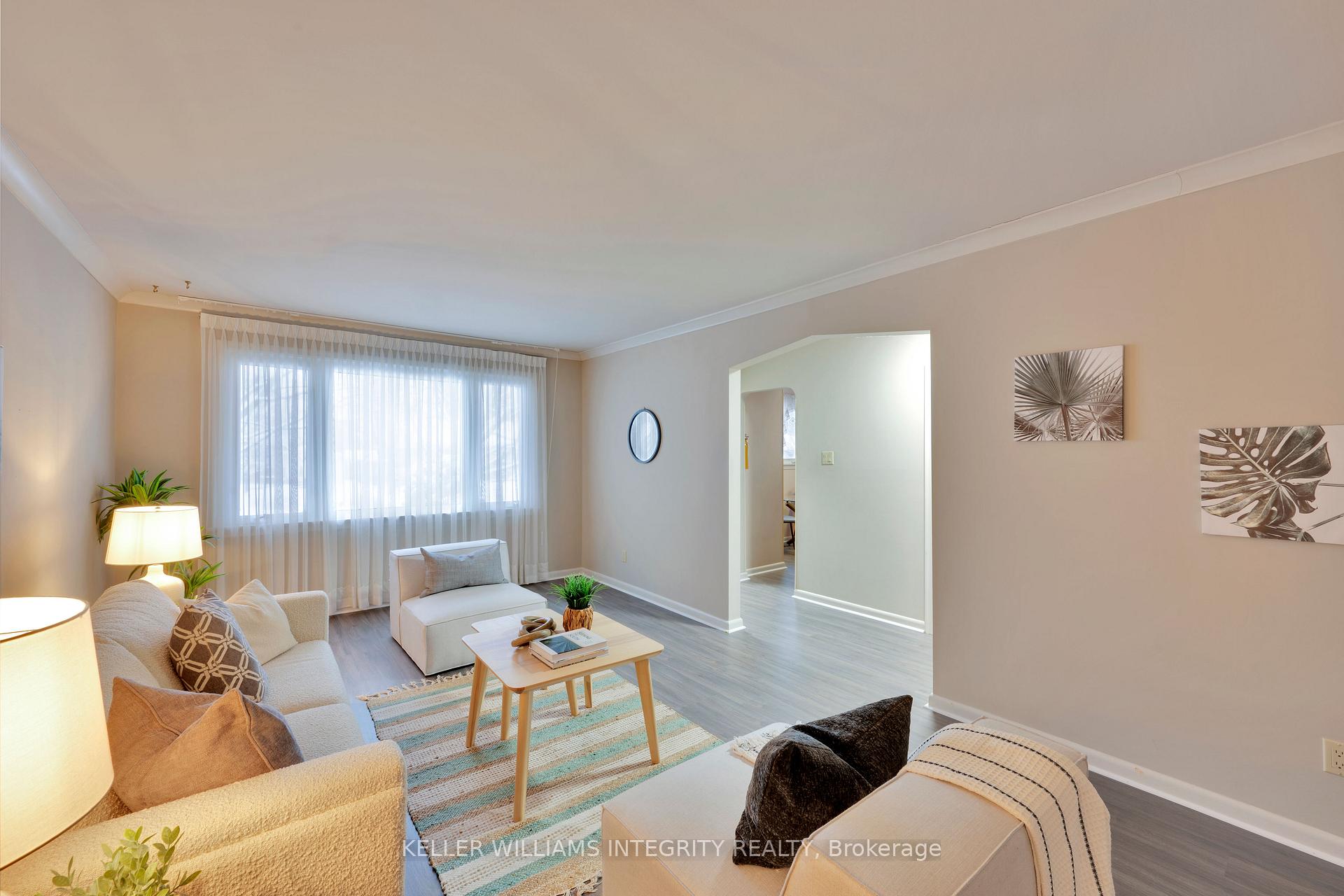 Photo 5 of 1592 Digby Street, Ottawa, Riverview Park — HOMEH