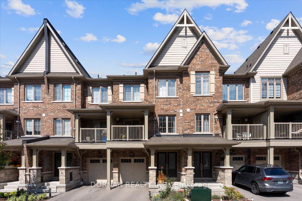 Photo 2 of 33 Mappin Way, Whitby, Rolling Acres — HOMEH