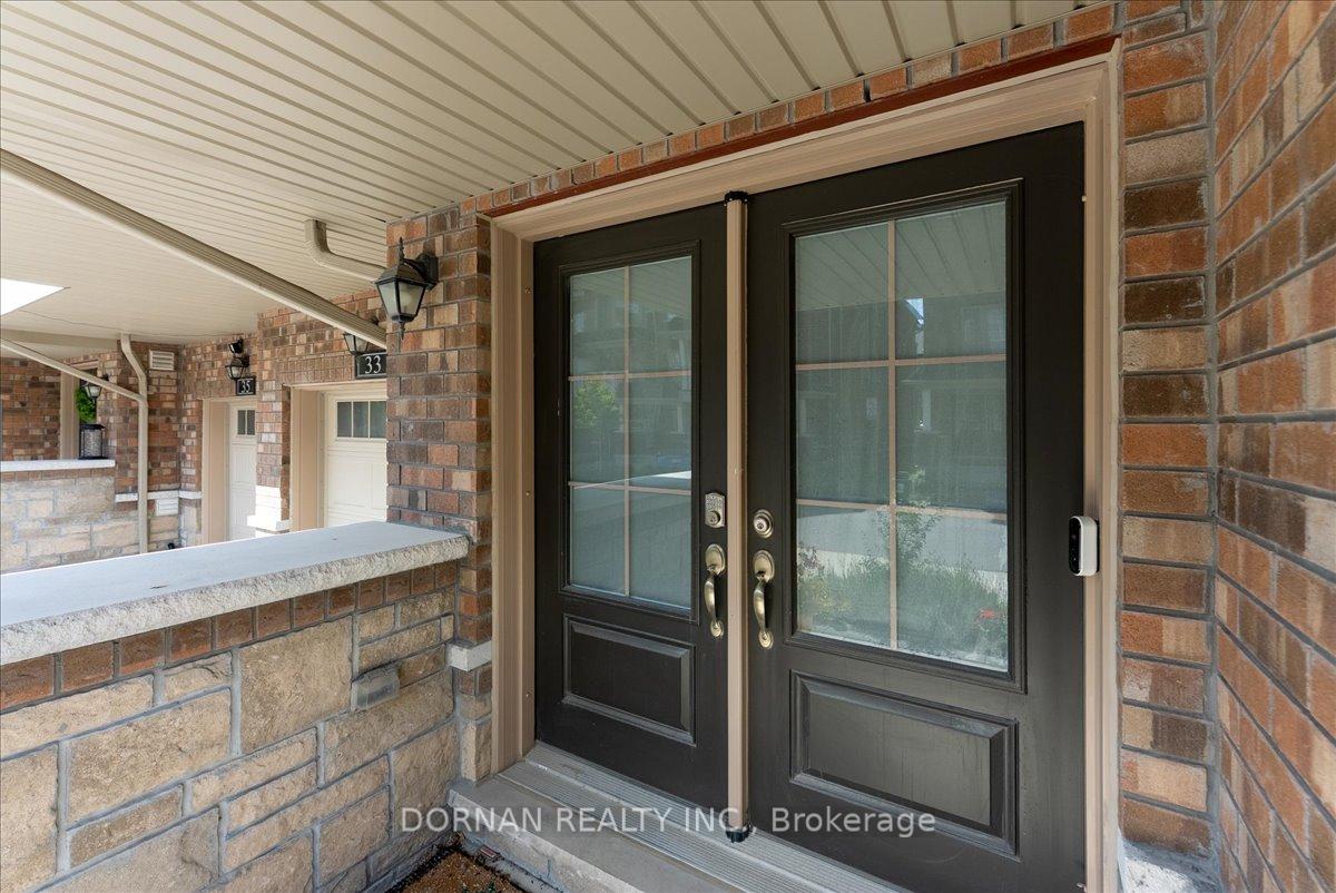 Photo 4 of 33 Mappin Way, Whitby, Rolling Acres — HOMEH