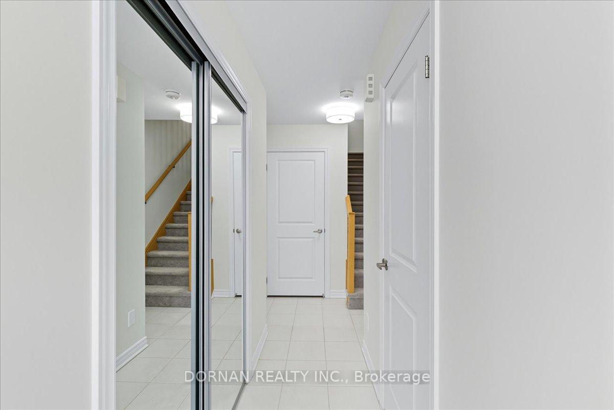 Photo 6 of 33 Mappin Way, Whitby, Rolling Acres — HOMEH