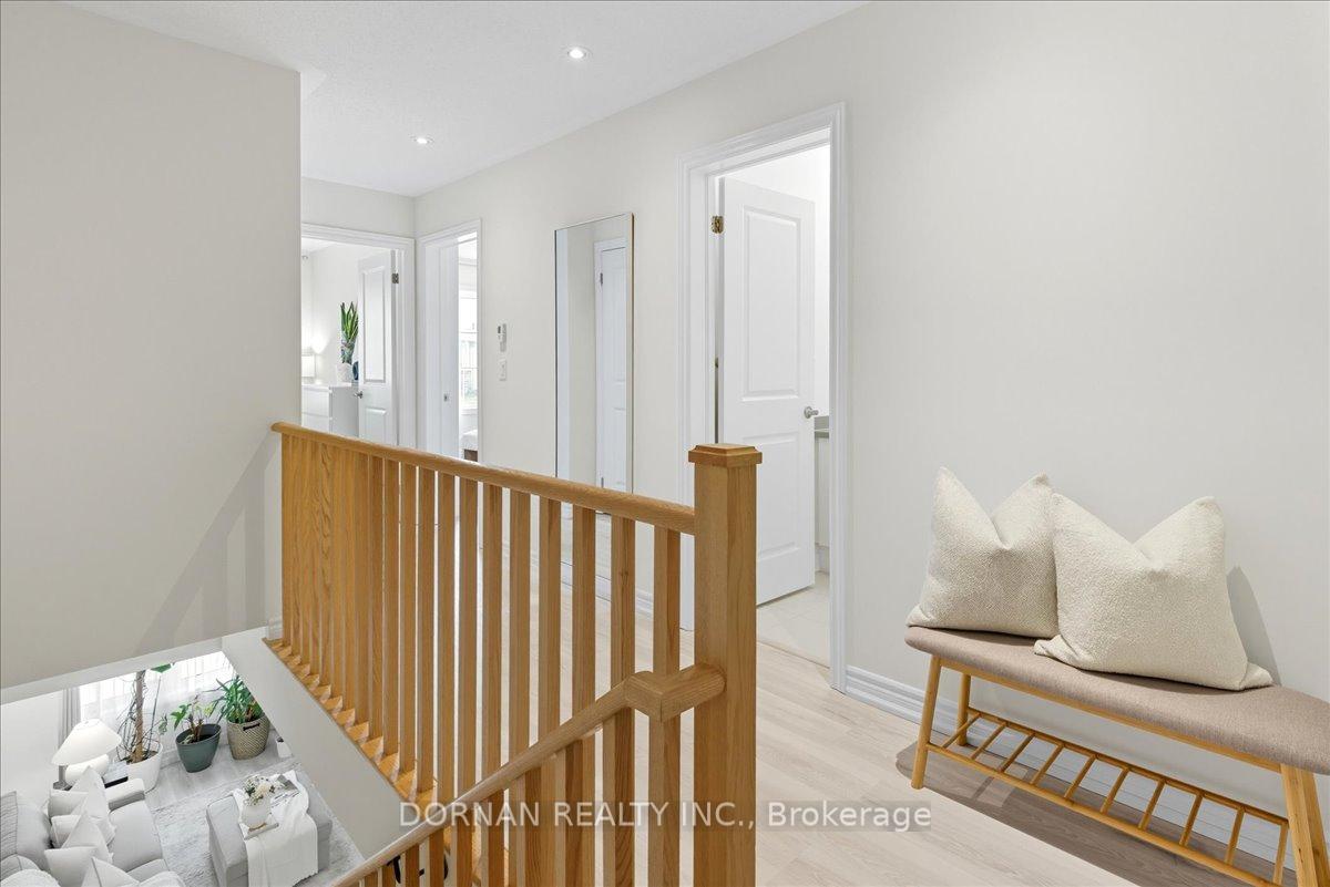 Photo 23 of 33 Mappin Way, Whitby, Rolling Acres — HOMEH
