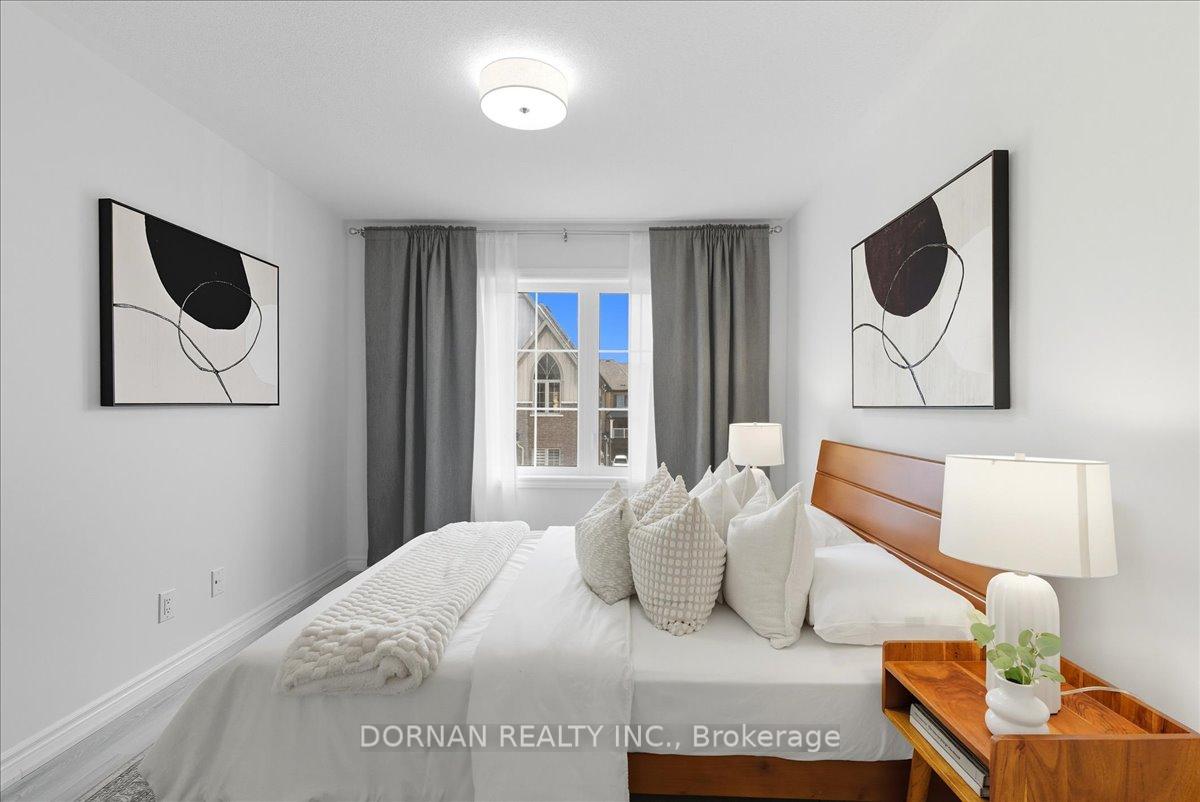 Photo 26 of 33 Mappin Way, Whitby, Rolling Acres — HOMEH