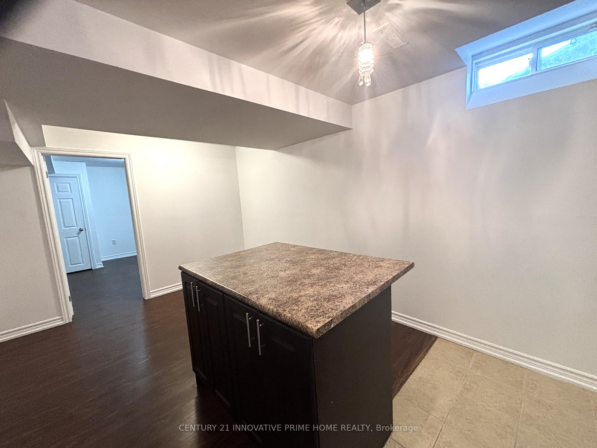 Photo 19 of 14 Sivyer Crescent, Ajax, Northeast Ajax — HOMEH
