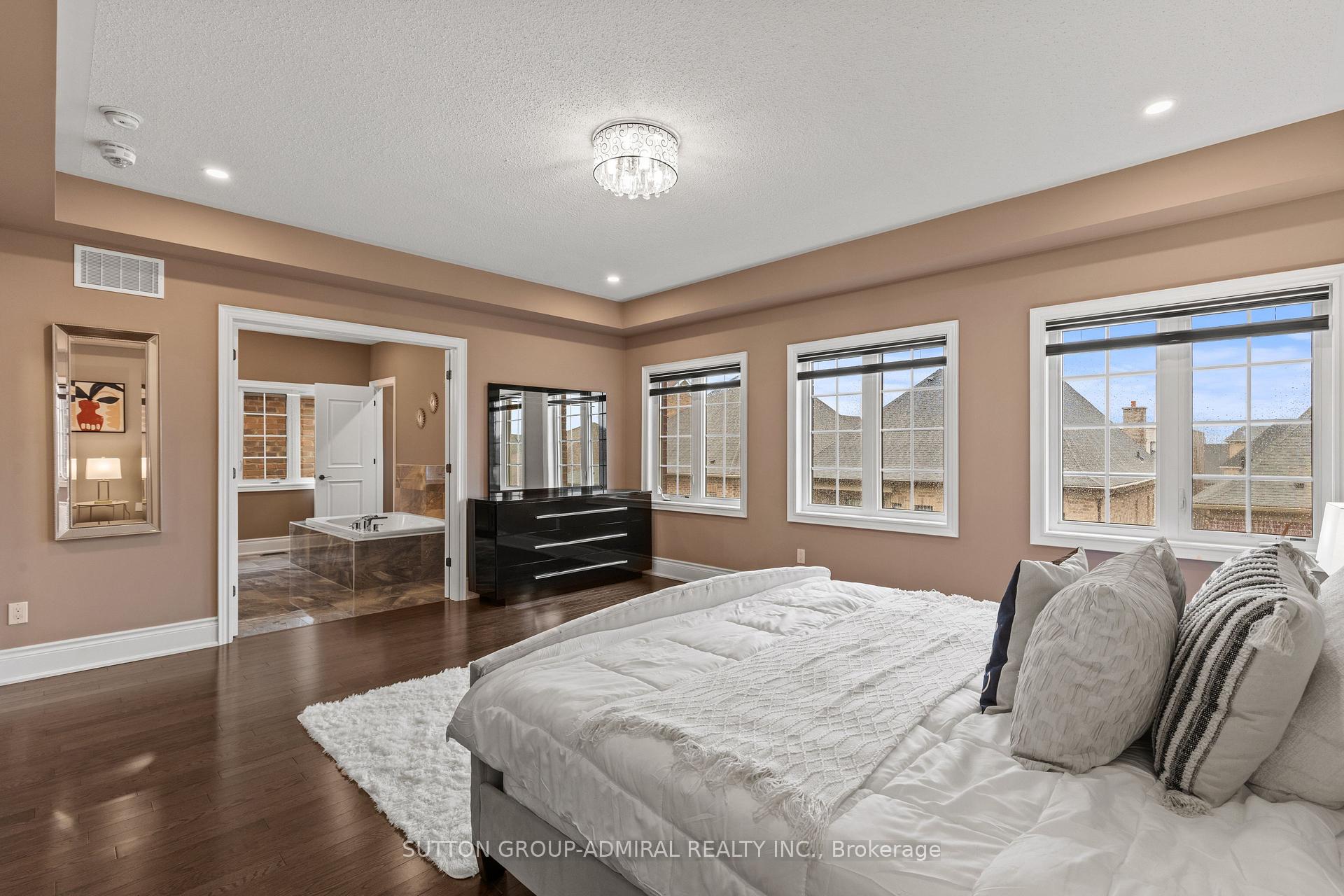Photo 24 of 83 Abner Miles Drive, Vaughan, Patterson — HOMEH