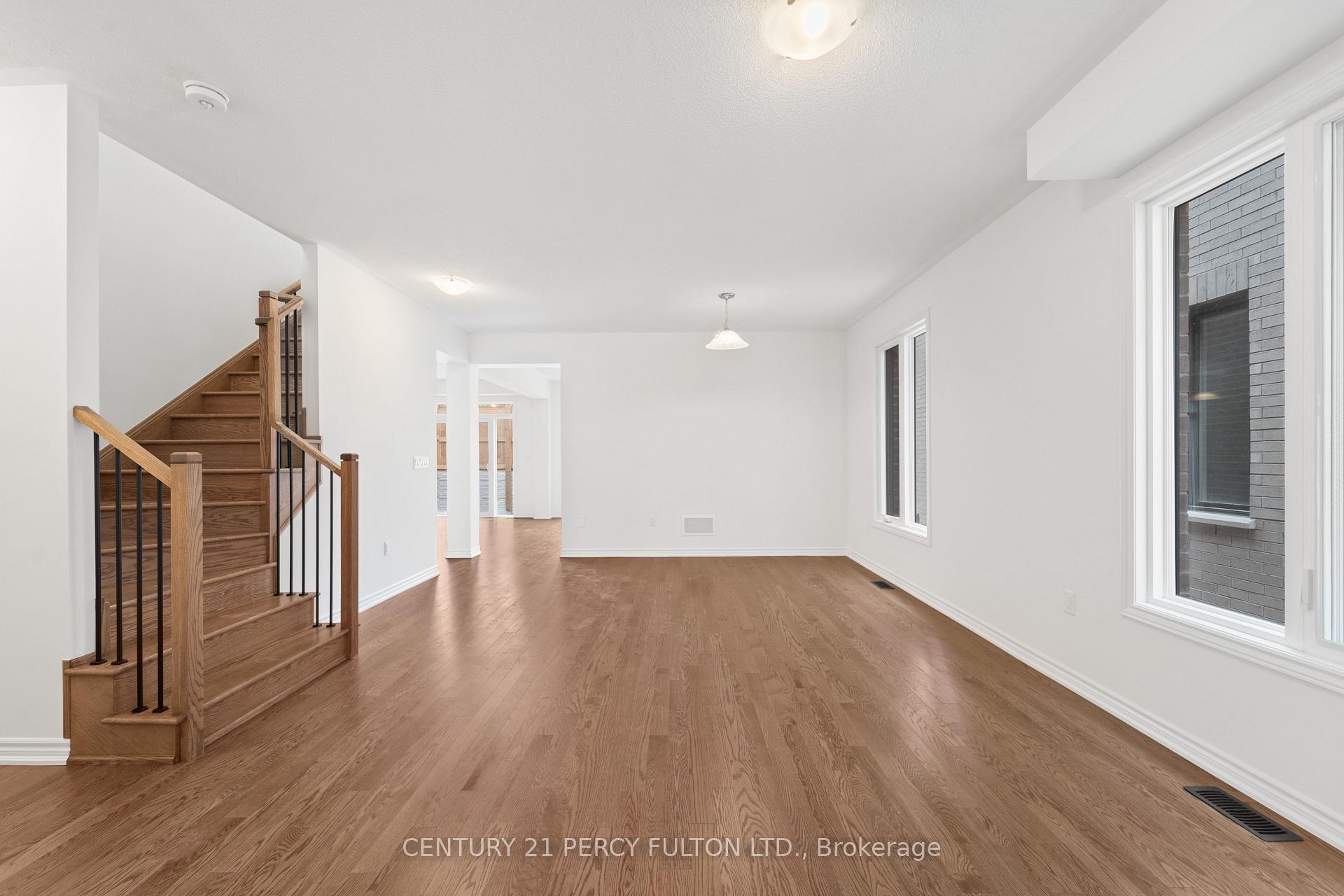 Photo 5 of 41 Bridgeland Drive, Whitby, Rural Whitby — HOMEH