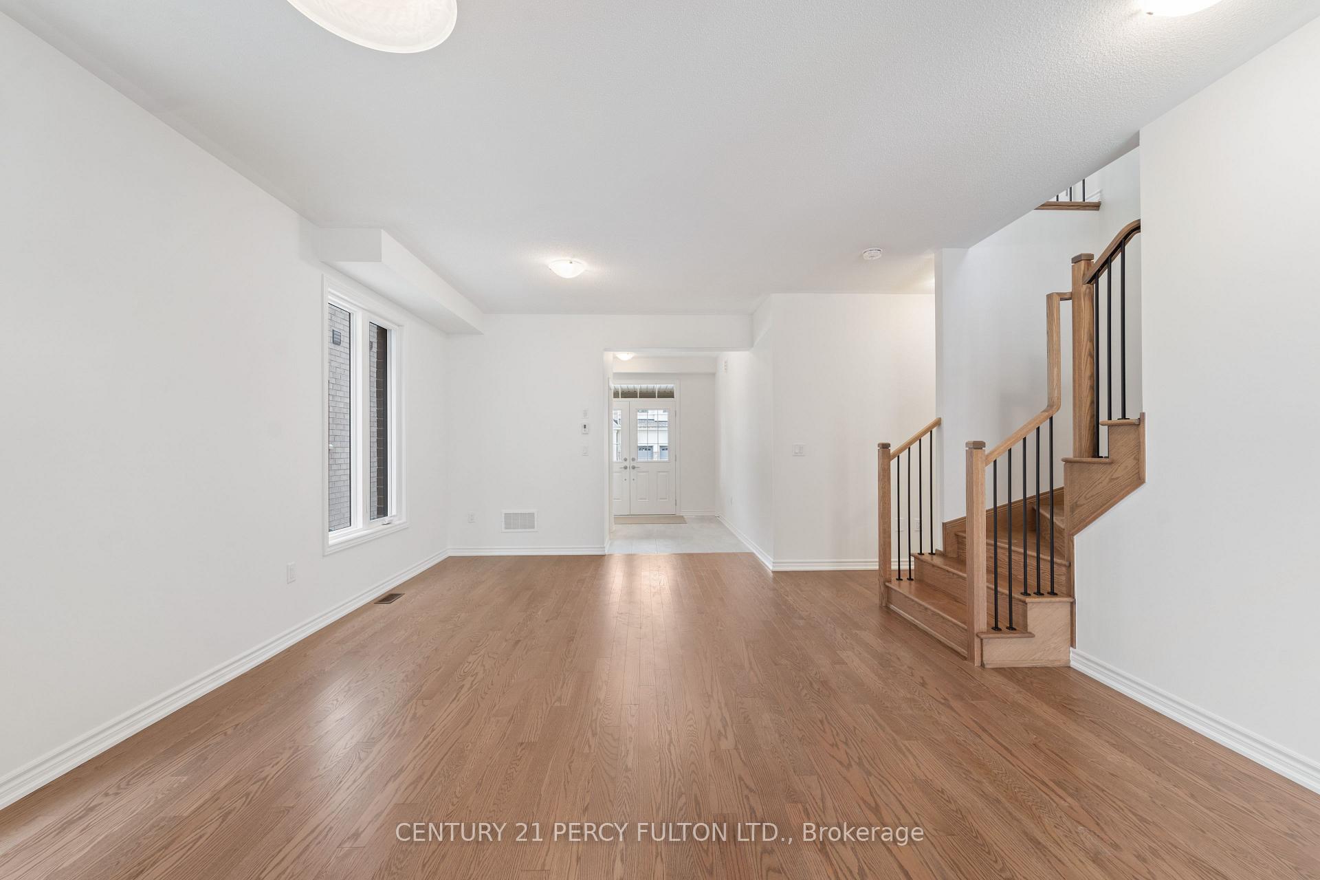 Photo 7 of 41 Bridgeland Drive, Whitby, Rural Whitby — HOMEH