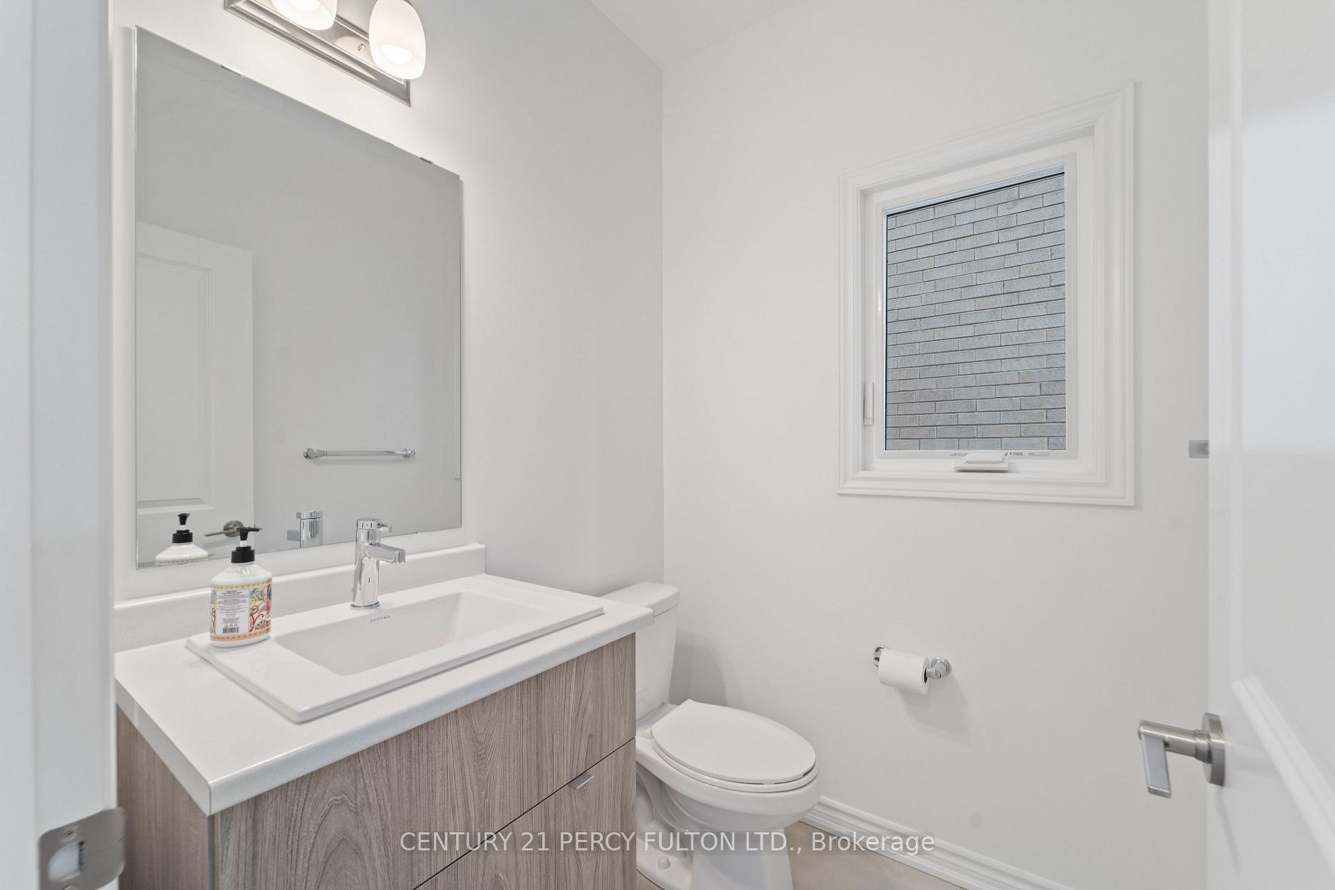Photo 8 of 41 Bridgeland Drive, Whitby, Rural Whitby — HOMEH