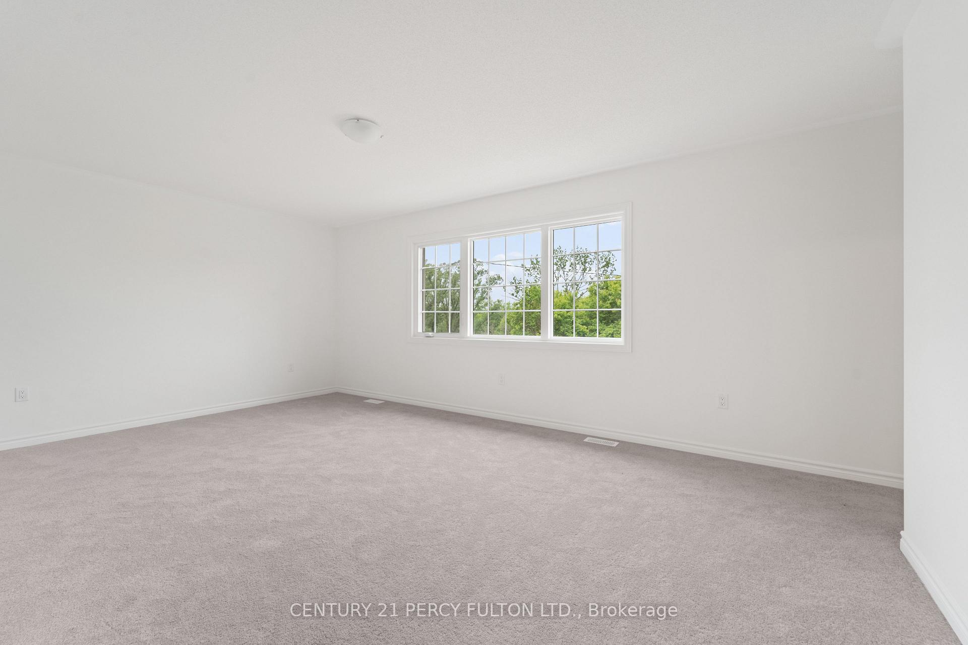Photo 17 of 41 Bridgeland Drive, Whitby, Rural Whitby — HOMEH
