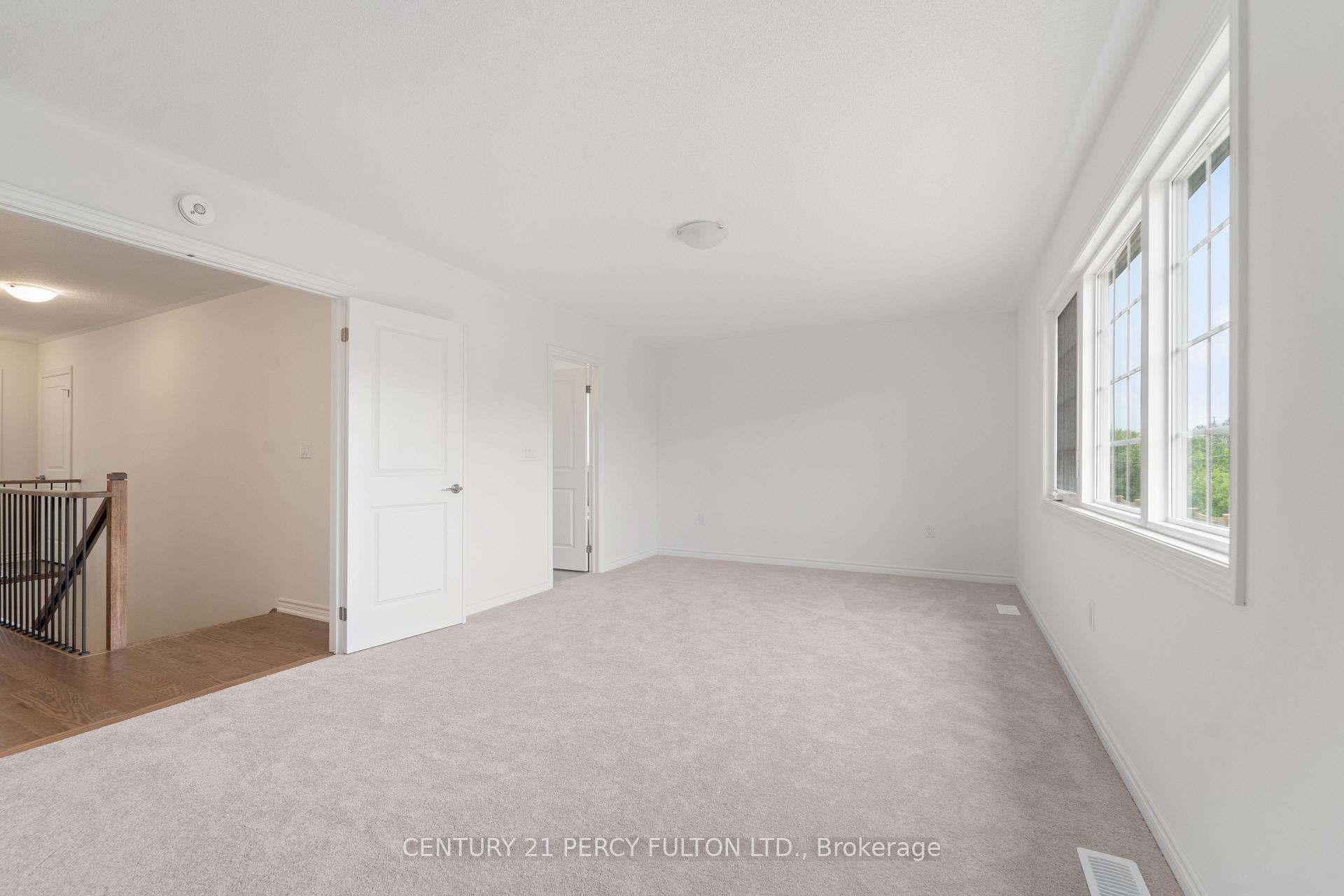 Photo 18 of 41 Bridgeland Drive, Whitby, Rural Whitby — HOMEH