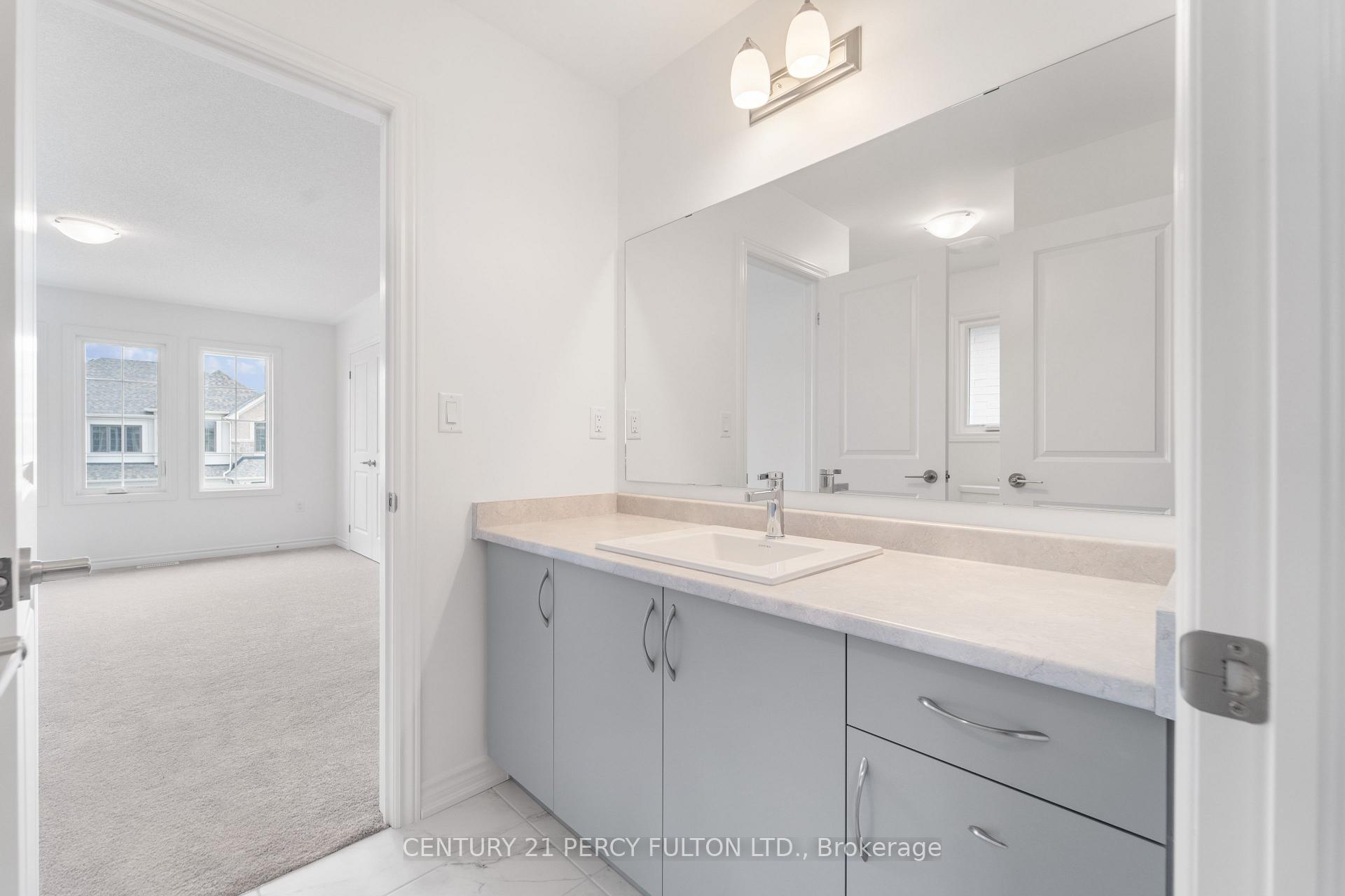Photo 24 of 41 Bridgeland Drive, Whitby, Rural Whitby — HOMEH