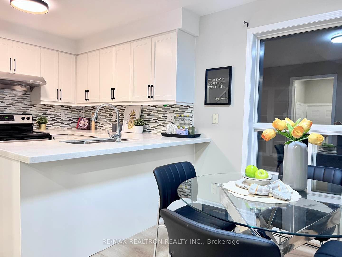 Photo 9 of 597 Fred Mclaren Boulevard, Markham, Wismer — HOMEH