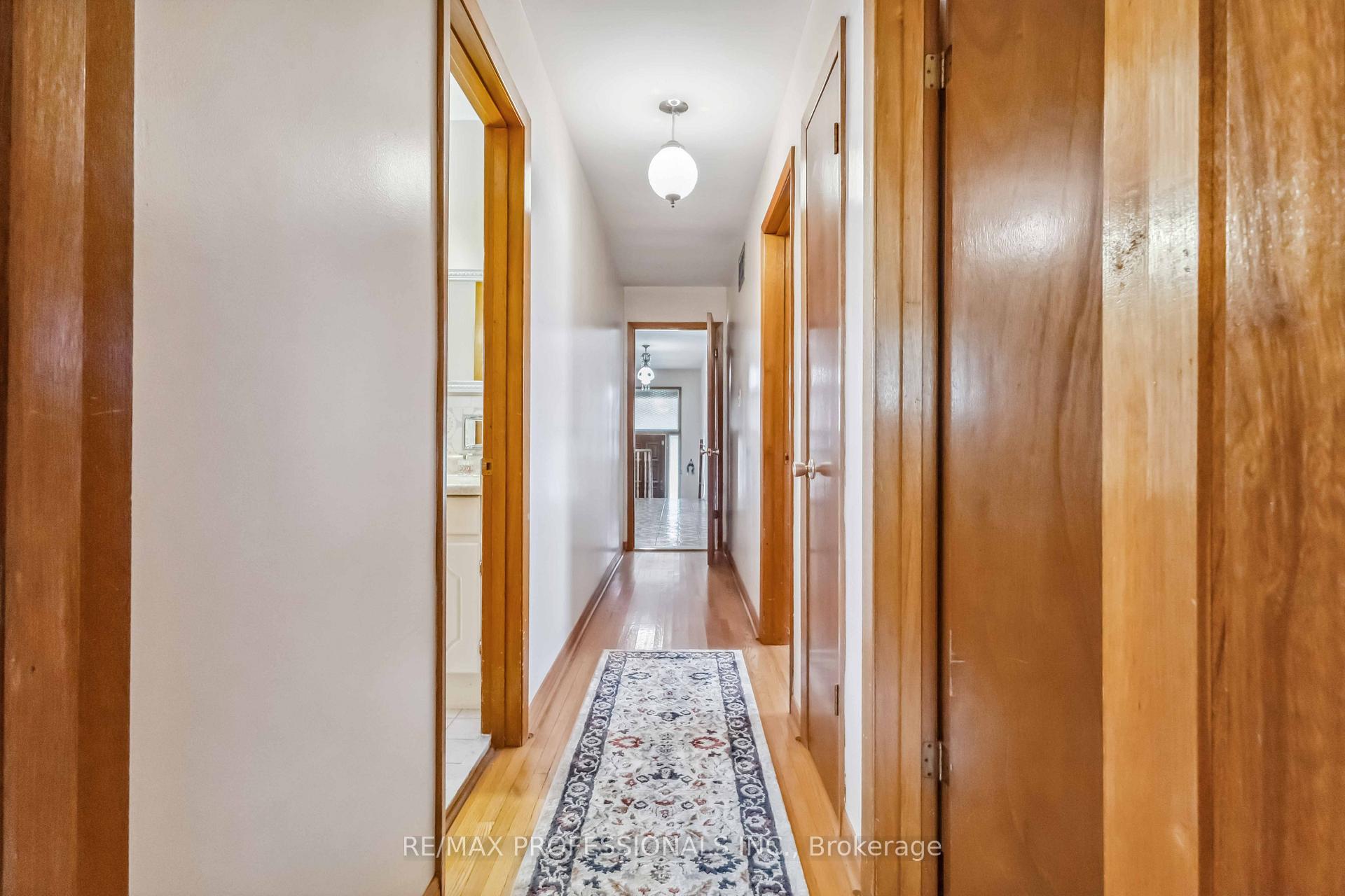 Photo 18 of 525 Woodbridge Avenue, Vaughan, West Woodbridge — HOMEH