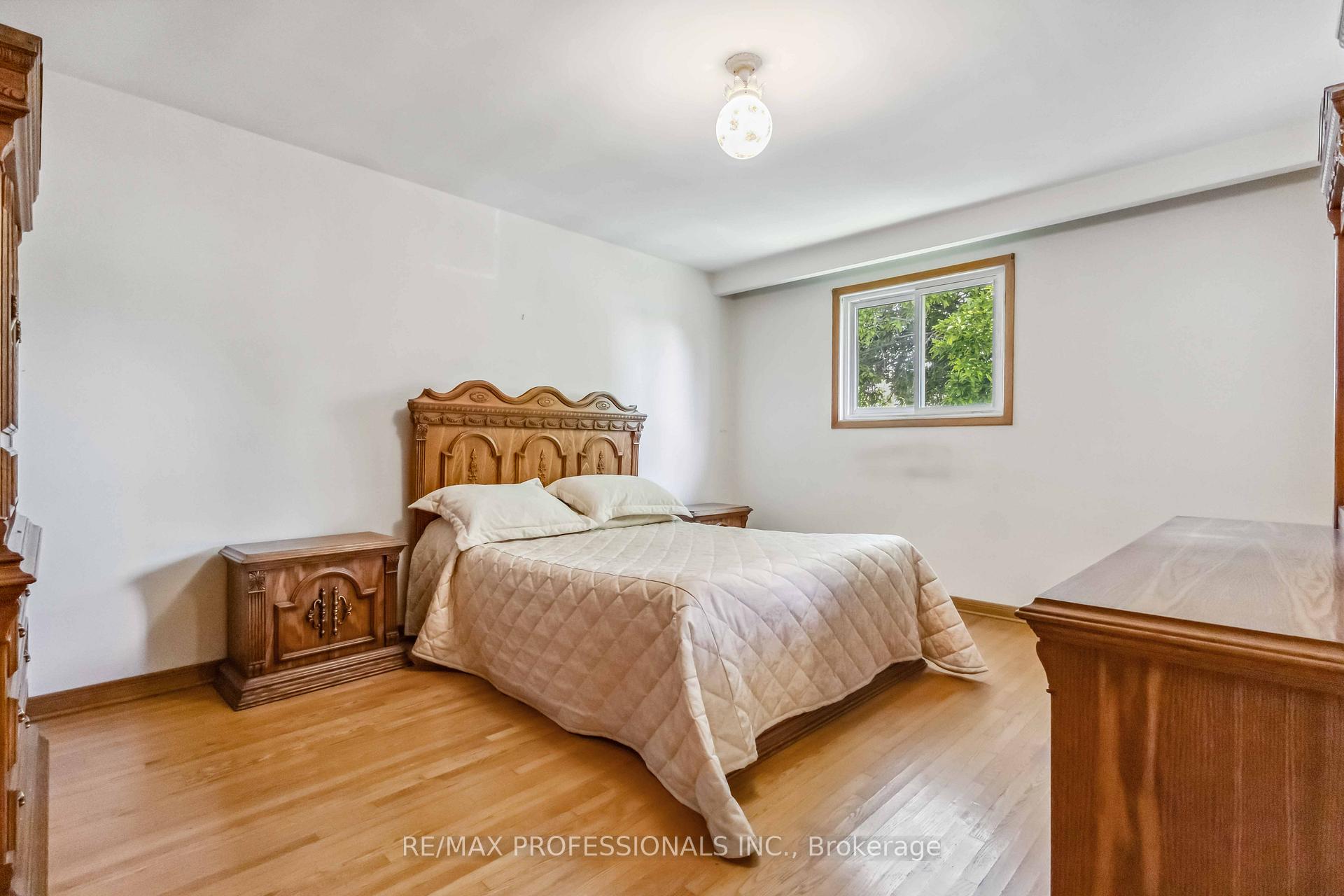 Photo 19 of 525 Woodbridge Avenue, Vaughan, West Woodbridge — HOMEH