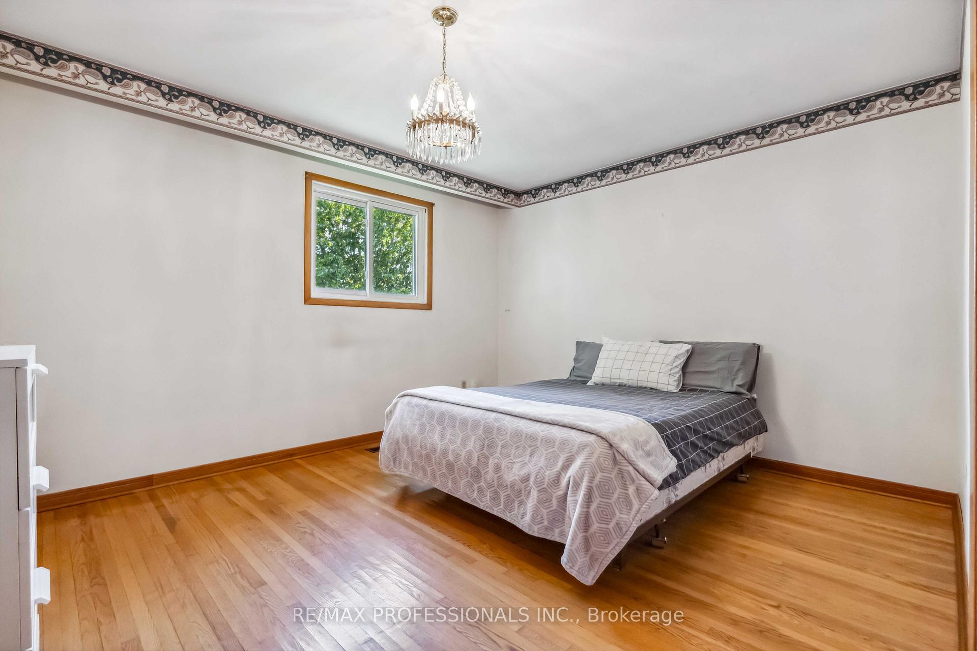 Photo 22 of 525 Woodbridge Avenue, Vaughan, West Woodbridge — HOMEH
