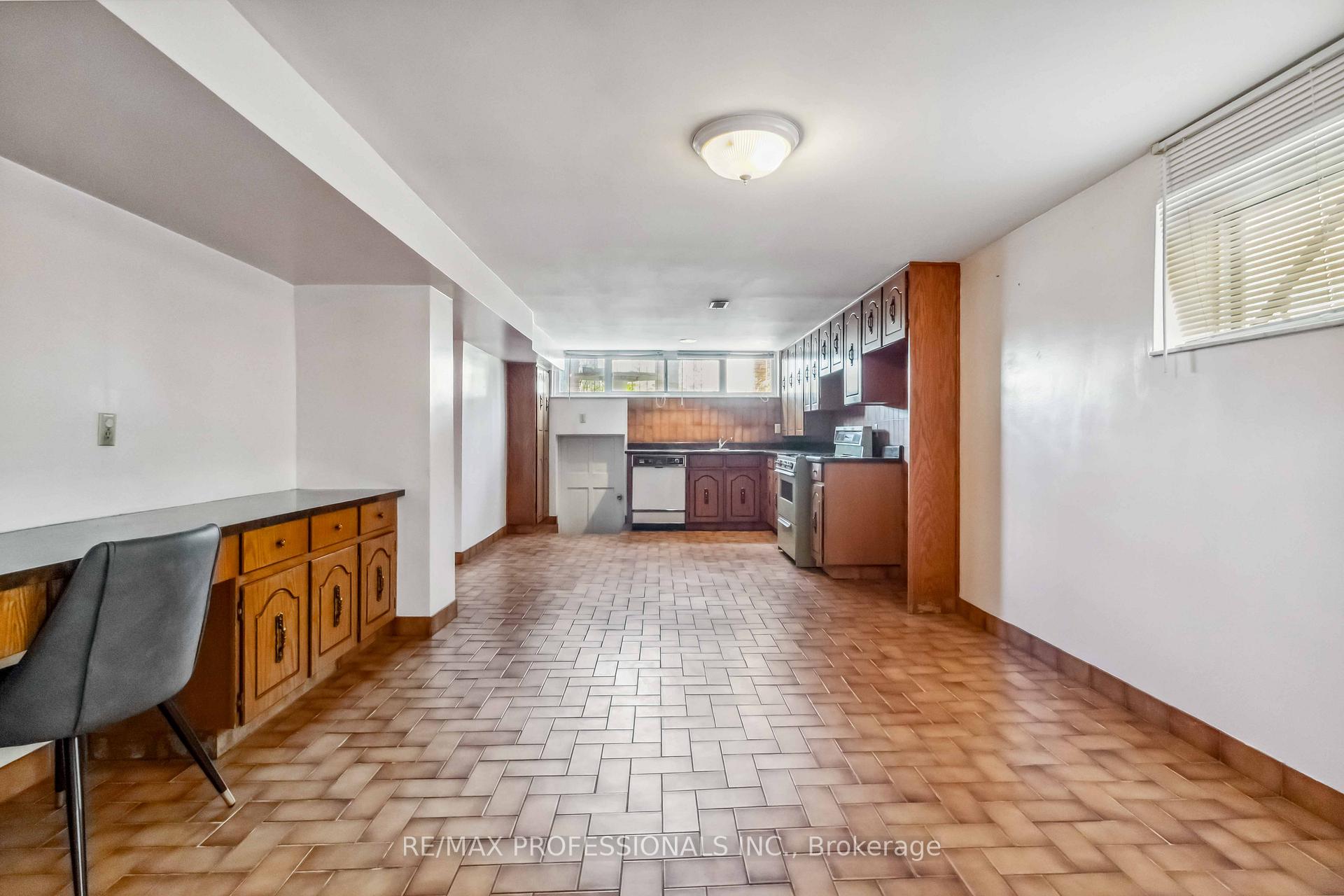 Photo 27 of 525 Woodbridge Avenue, Vaughan, West Woodbridge — HOMEH