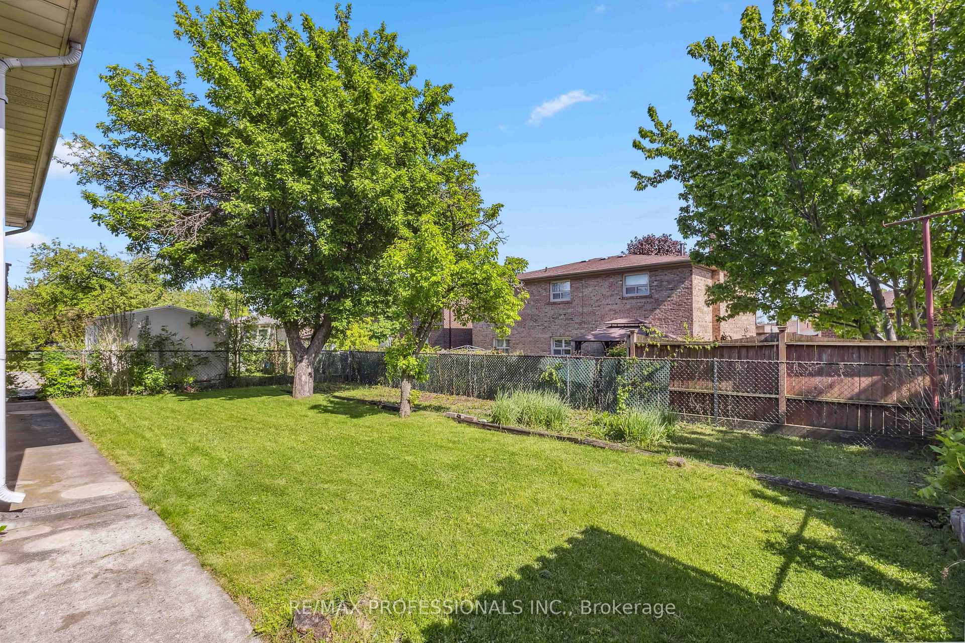 Photo 37 of 525 Woodbridge Avenue, Vaughan, West Woodbridge — HOMEH