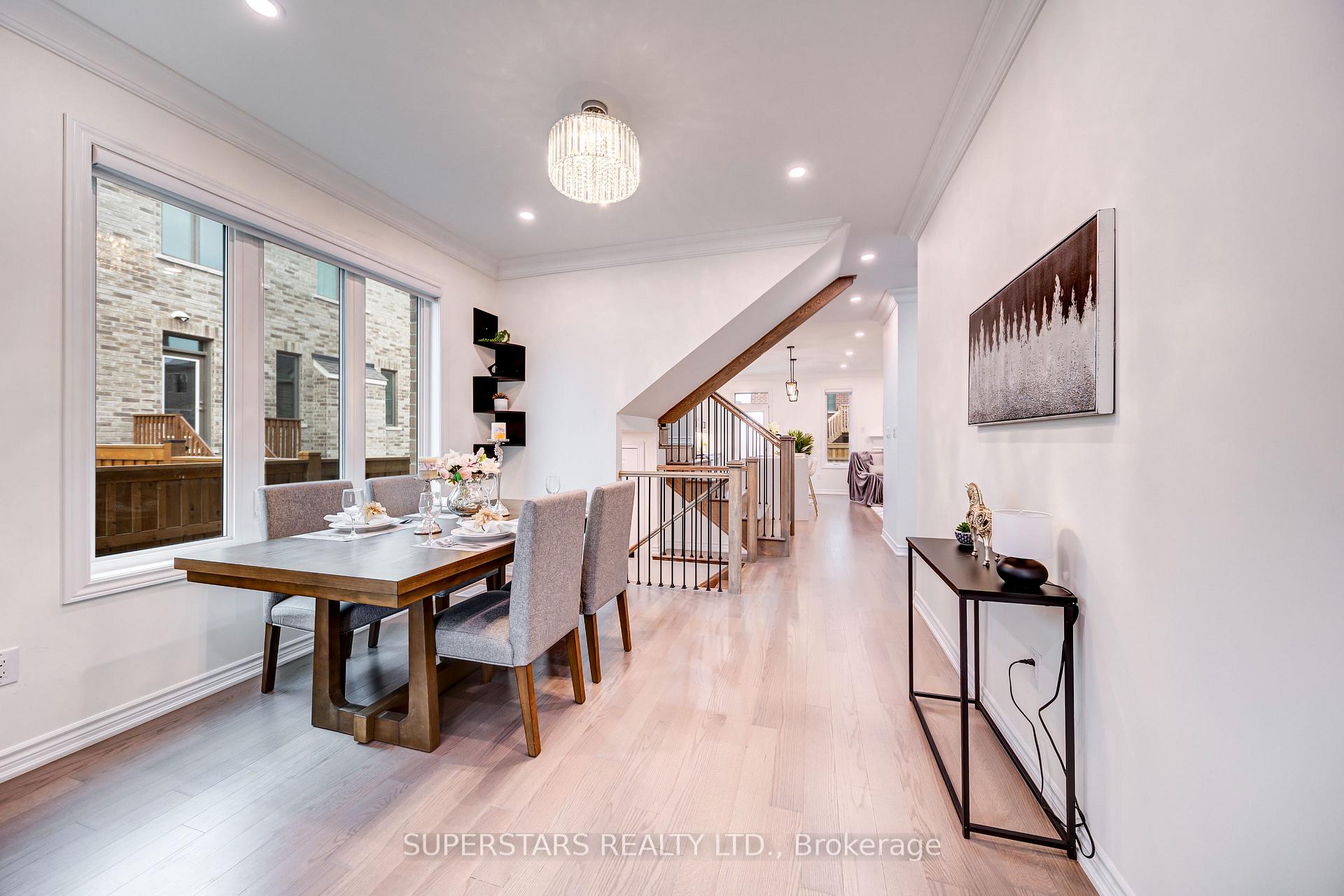 Photo 12 of 4 Mary Roman Avenue, Markham, Victoria Square — HOMEH
