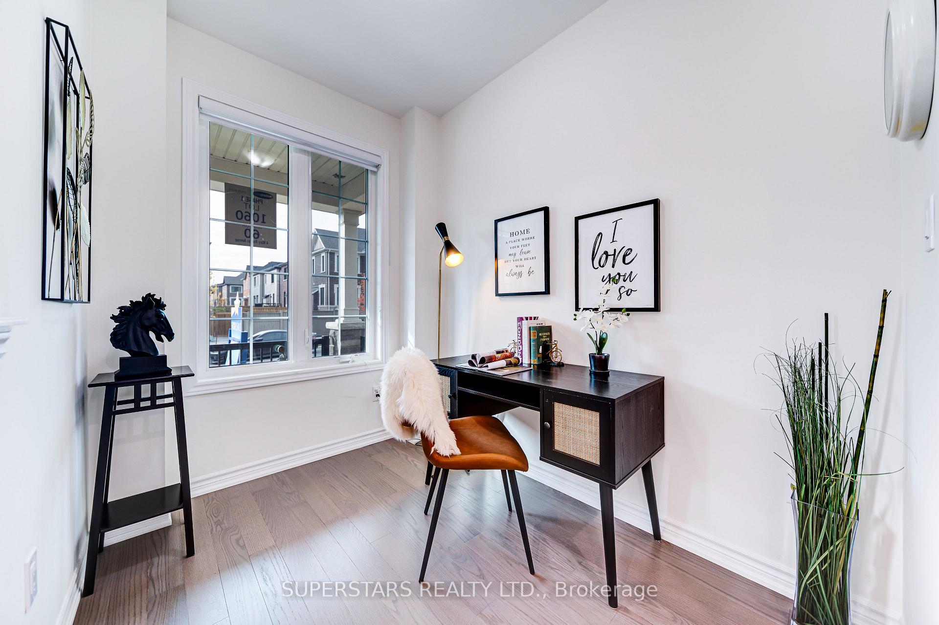 Photo 13 of 4 Mary Roman Avenue, Markham, Victoria Square — HOMEH
