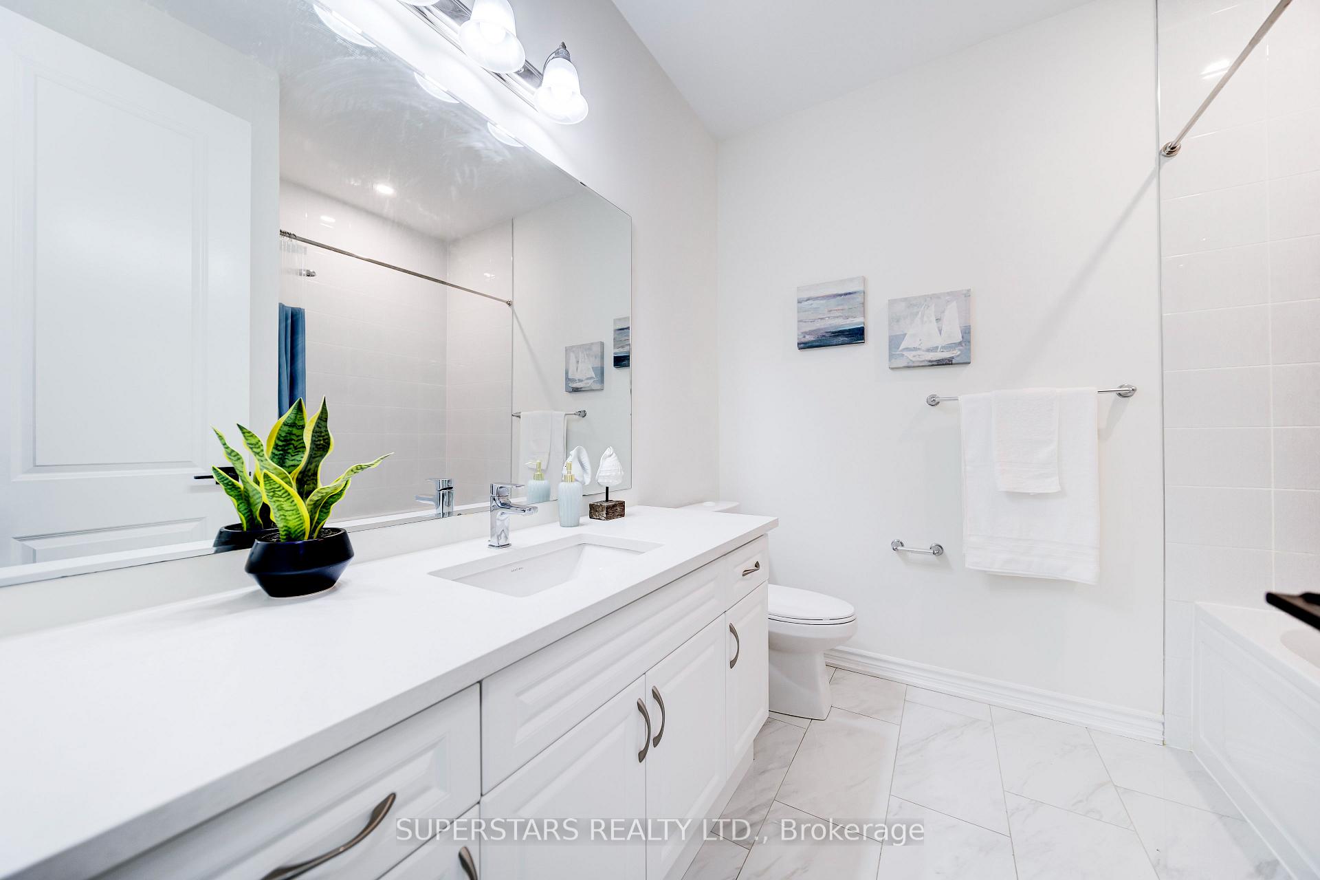 Photo 22 of 4 Mary Roman Avenue, Markham, Victoria Square — HOMEH