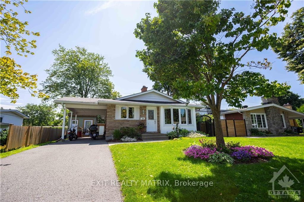 Front of 1860 Featherston Drive