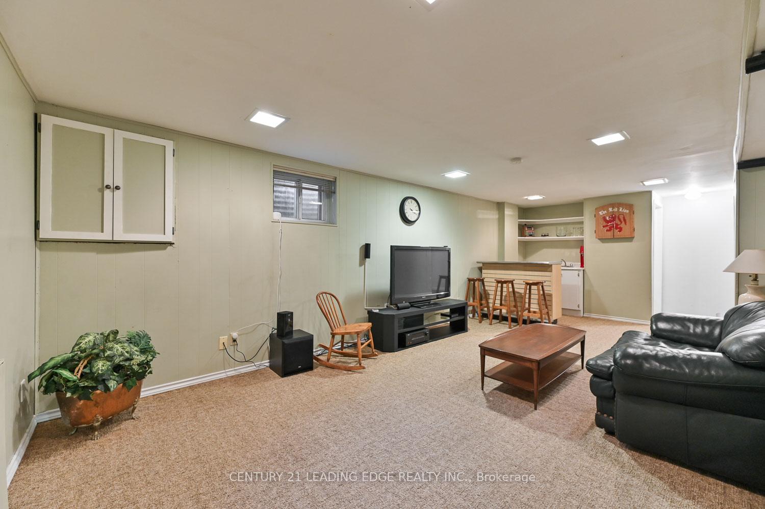 Photo 28 of 49 Sir Pellias Terrace, Markham, Markham Village — HOMEH