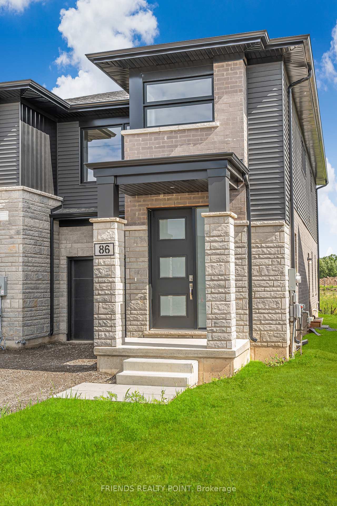 Front of 86 West Creek Court