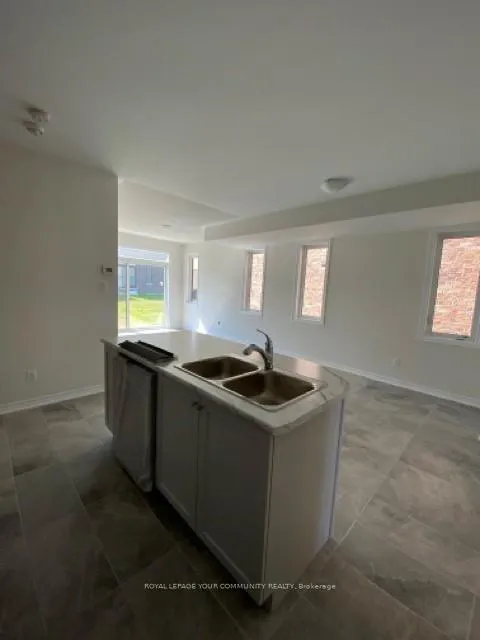 Photo 12 of 132 Nottingham Road, Barrie, Rural Barrie Southeast — HOMEH