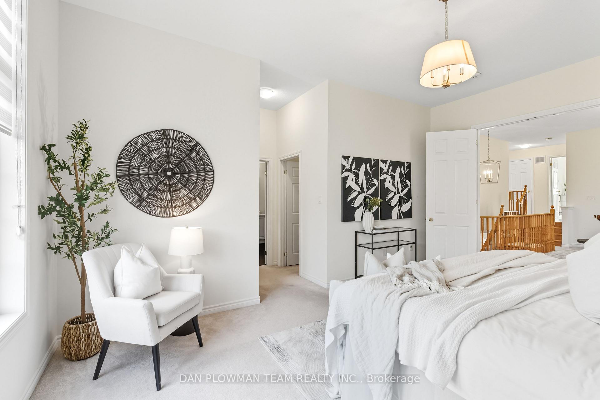 Photo 18 of 11 Ravensedge Court, Whitby, Rolling Acres — HOMEH
