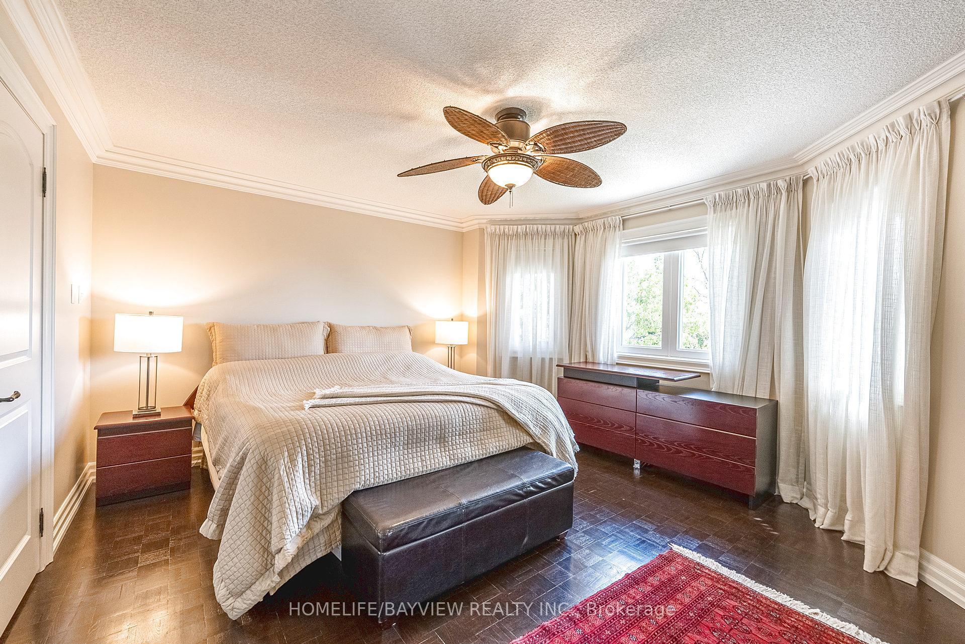 Photo 28 of 19 Oban Avenue, Vaughan, Maple — HOMEH