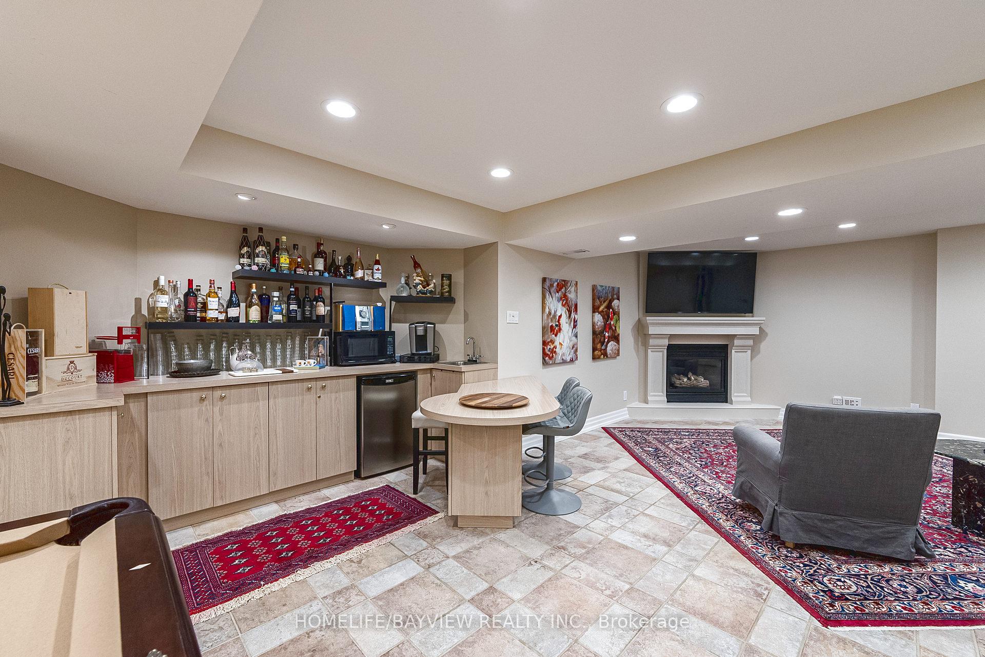 Photo 42 of 19 Oban Avenue, Vaughan, Maple — HOMEH