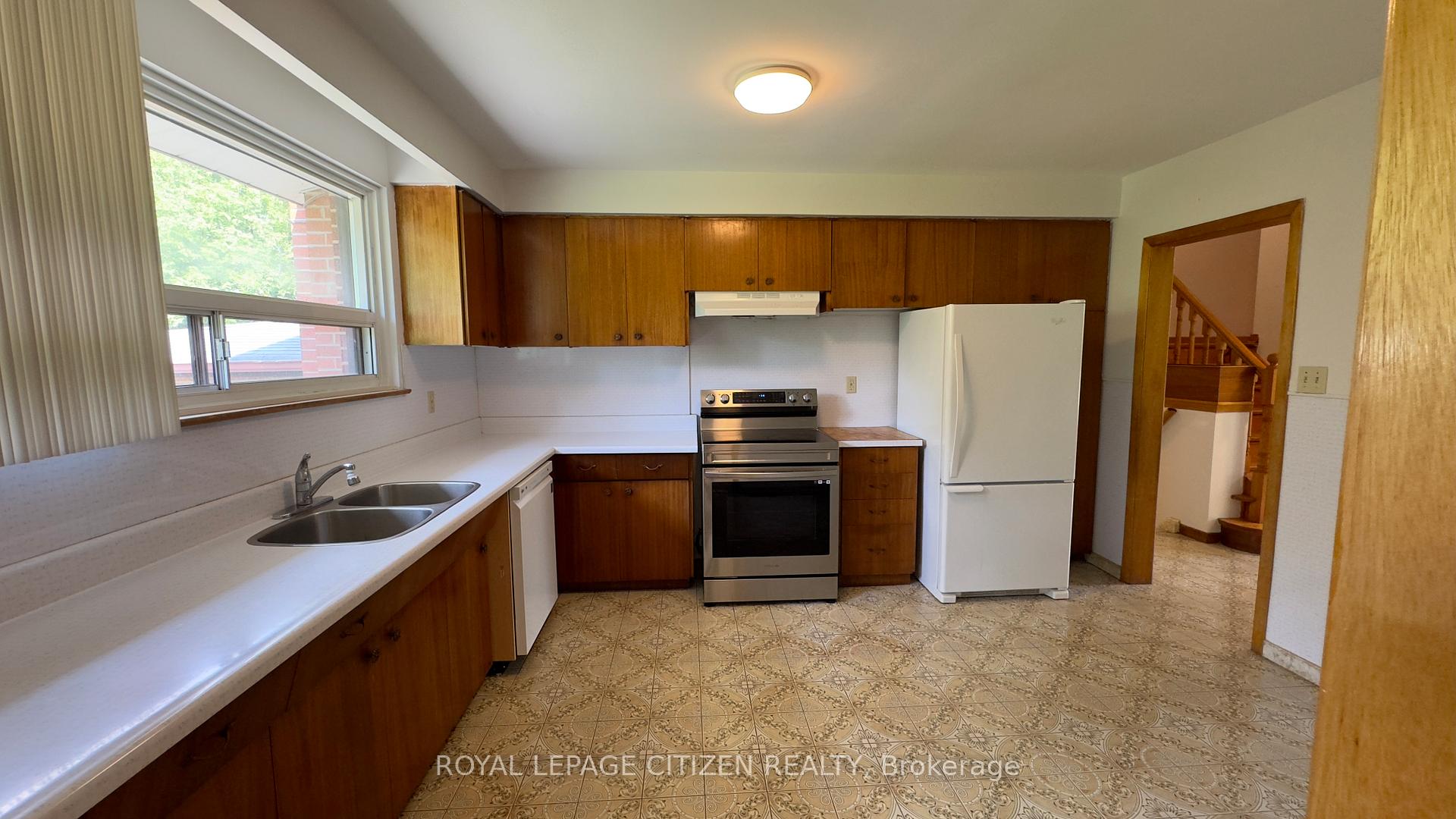 Photo 10 of 12060 cold creek Road, Vaughan, Kleinburg — HOMEH