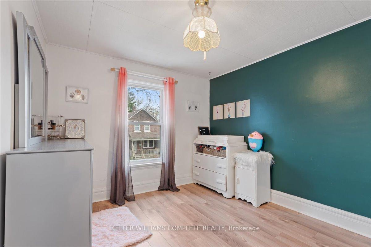 Photo 25 of 23 John Street, Welland, Welland Downtown — HOMEH