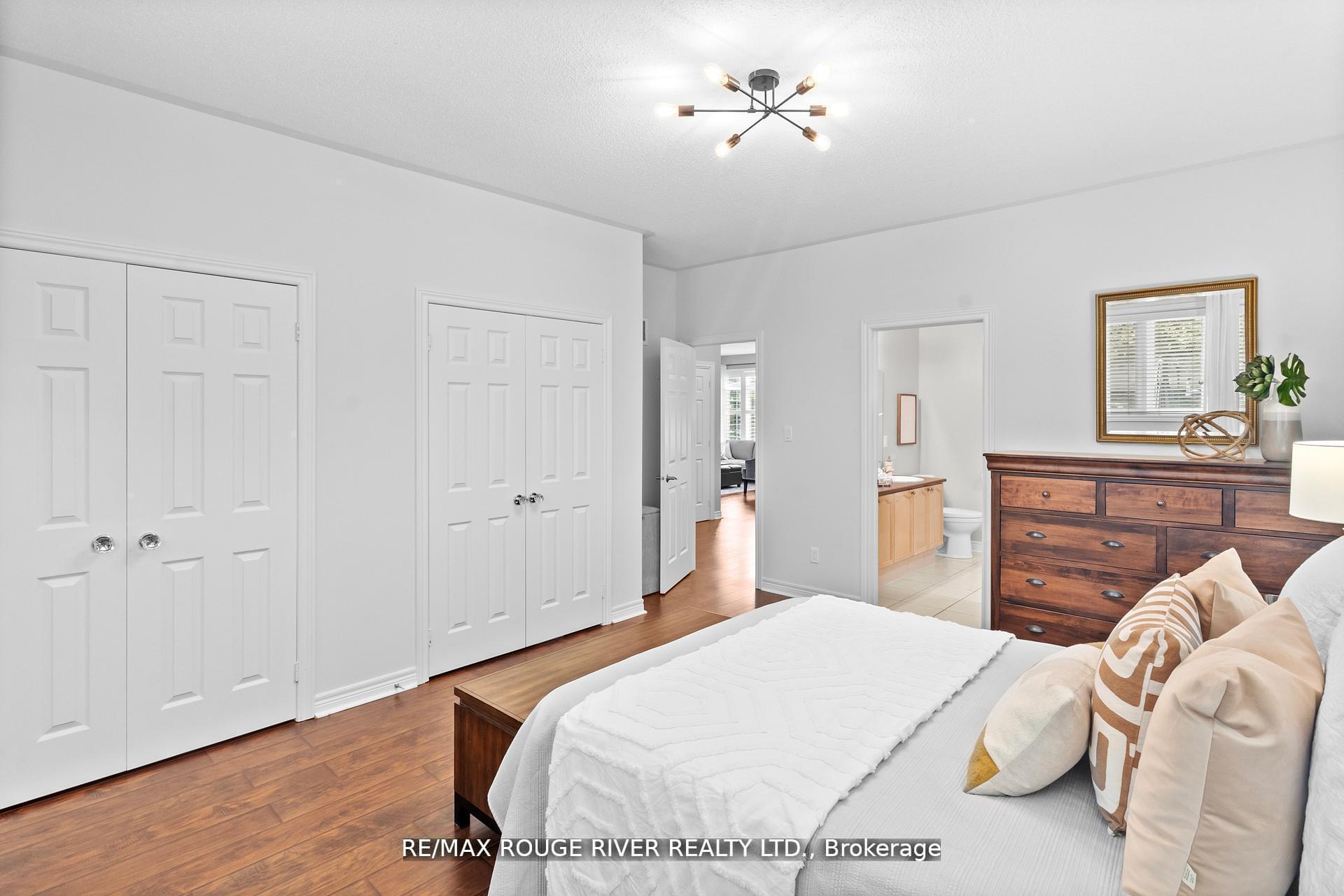 Photo 17 of 11 Maple Edge Lane, Whitby, Williamsburg — HOMEH