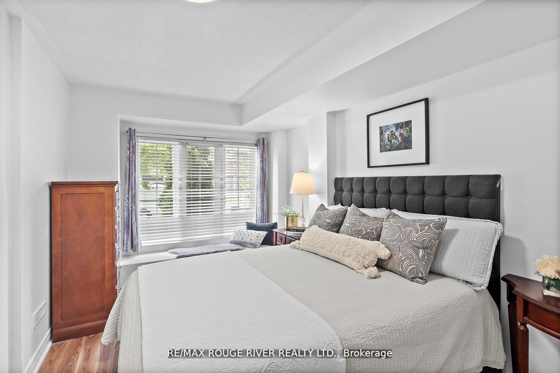 Photo 25 of 11 Maple Edge Lane, Whitby, Williamsburg — HOMEH