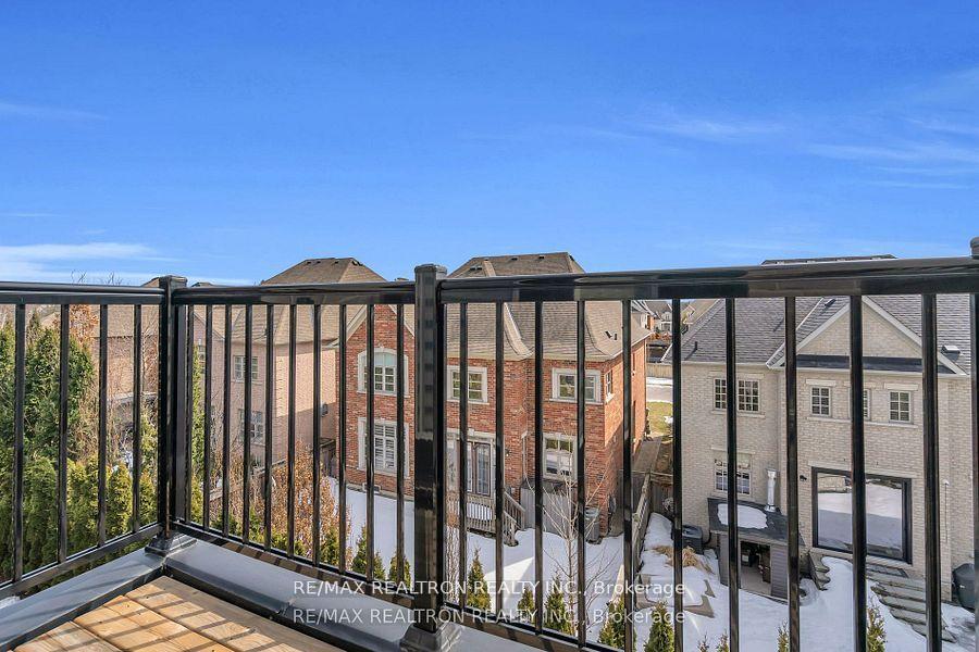 Photo 20 of 178 Golden Trail, Vaughan, Patterson — HOMEH