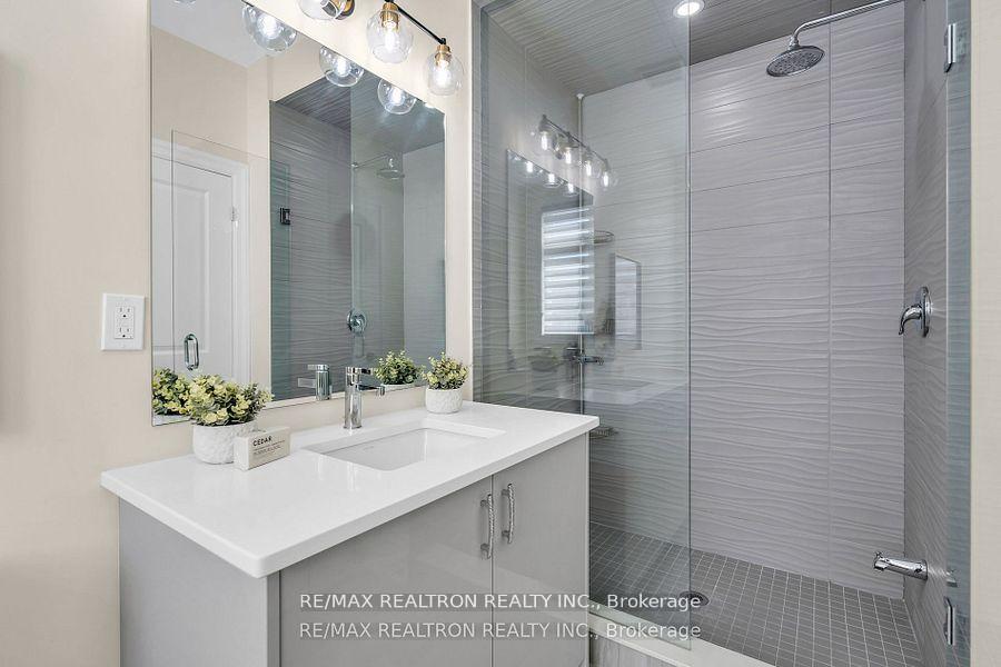 Photo 22 of 178 Golden Trail, Vaughan, Patterson — HOMEH