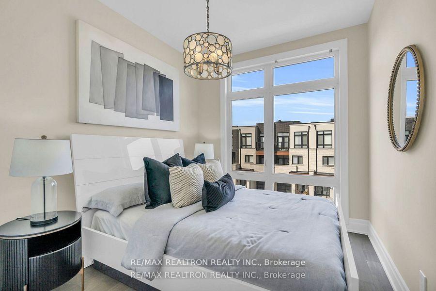 Photo 23 of 178 Golden Trail, Vaughan, Patterson — HOMEH